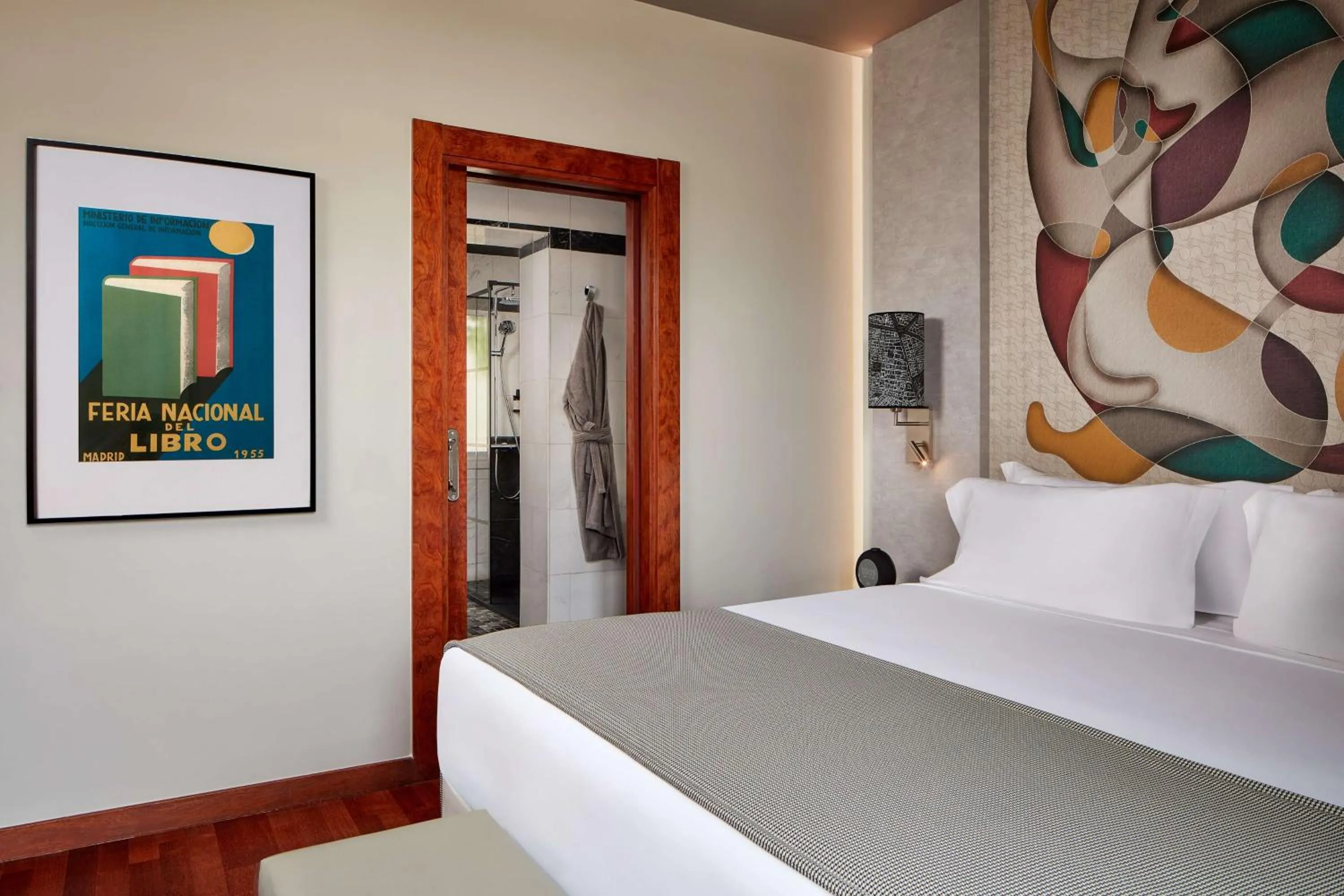 Bedroom, Bed in Avani Alonso Martinez