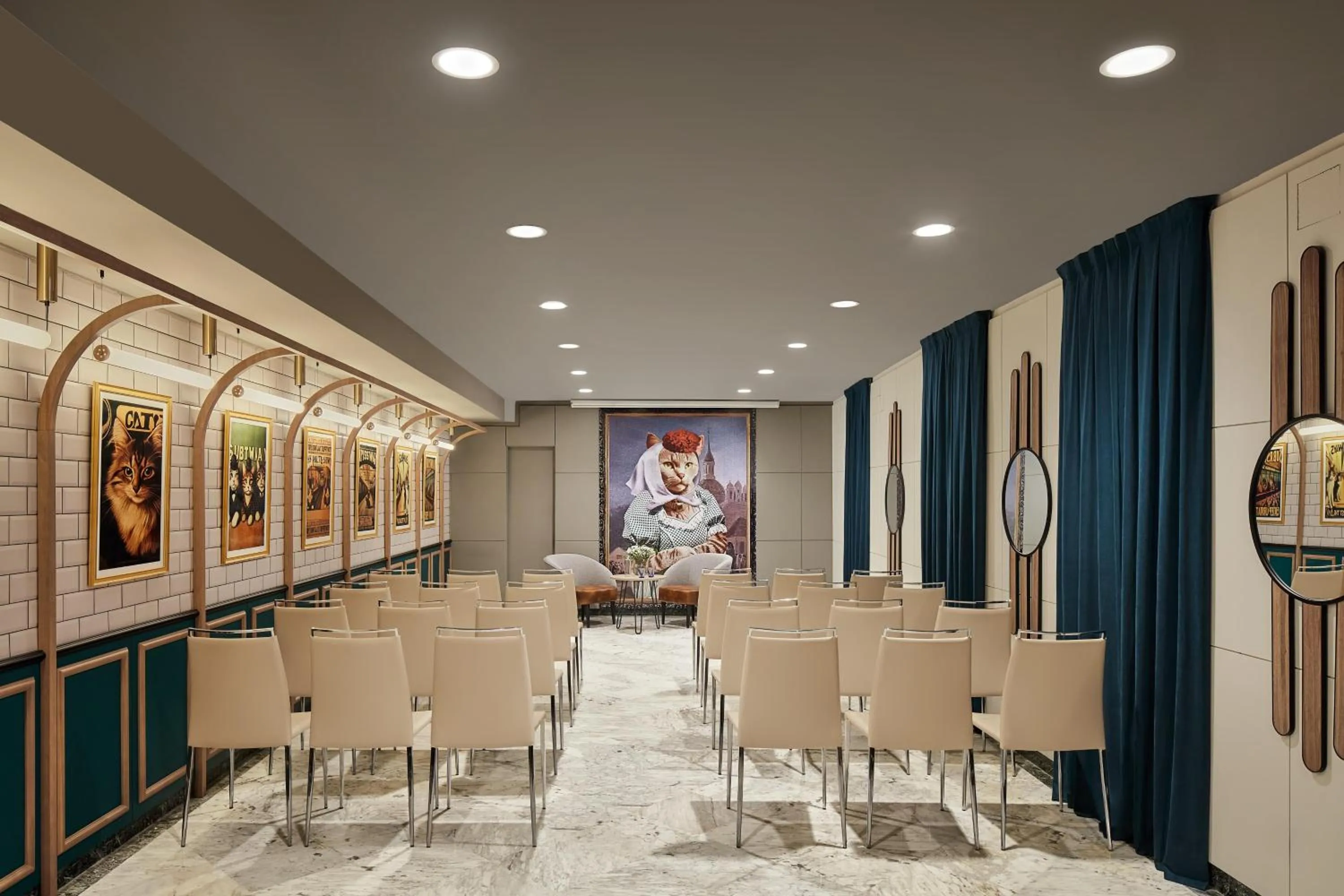 Meeting/conference room in Avani Alonso Martinez