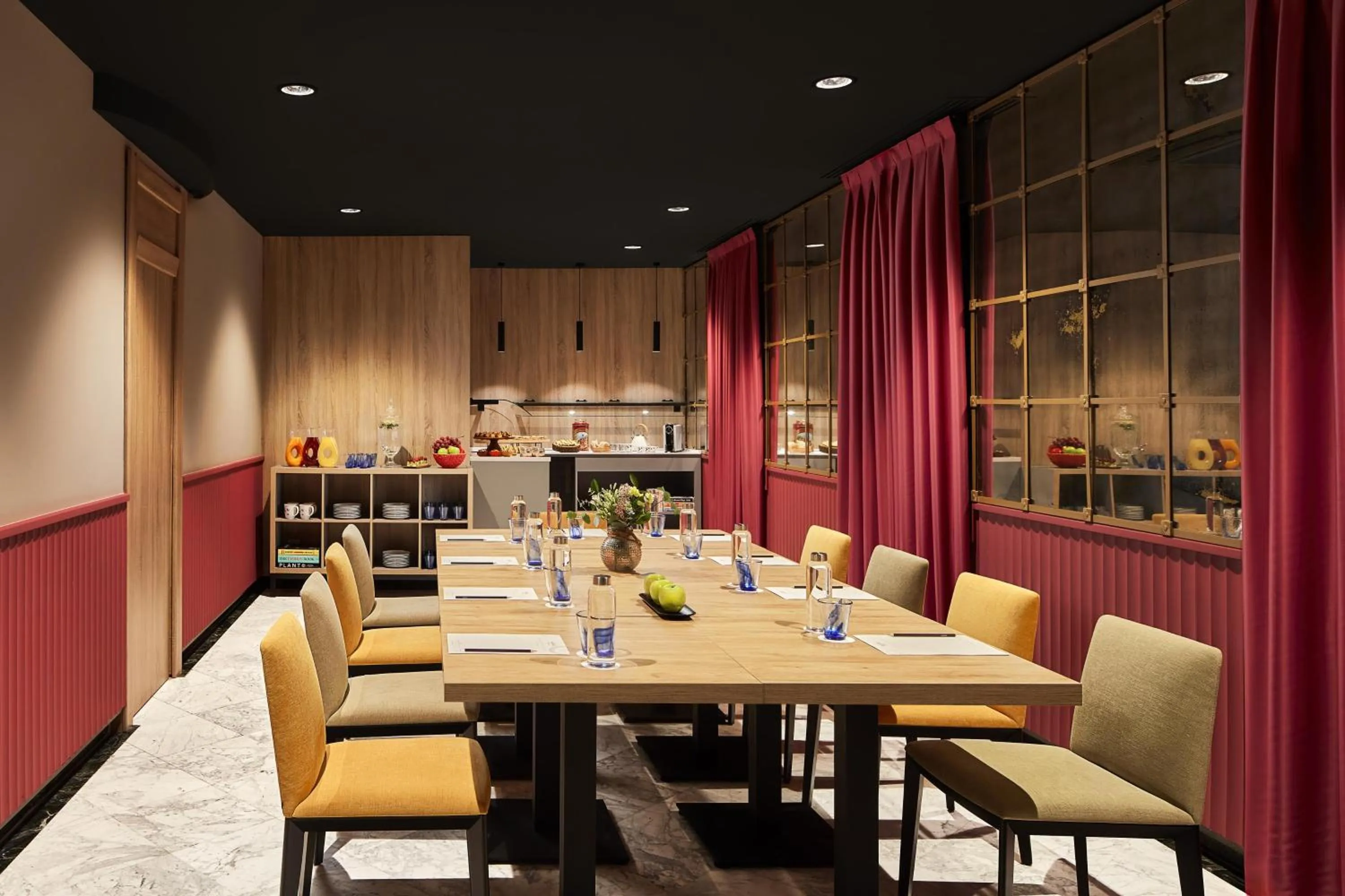 Meeting/conference room in Avani Alonso Martinez