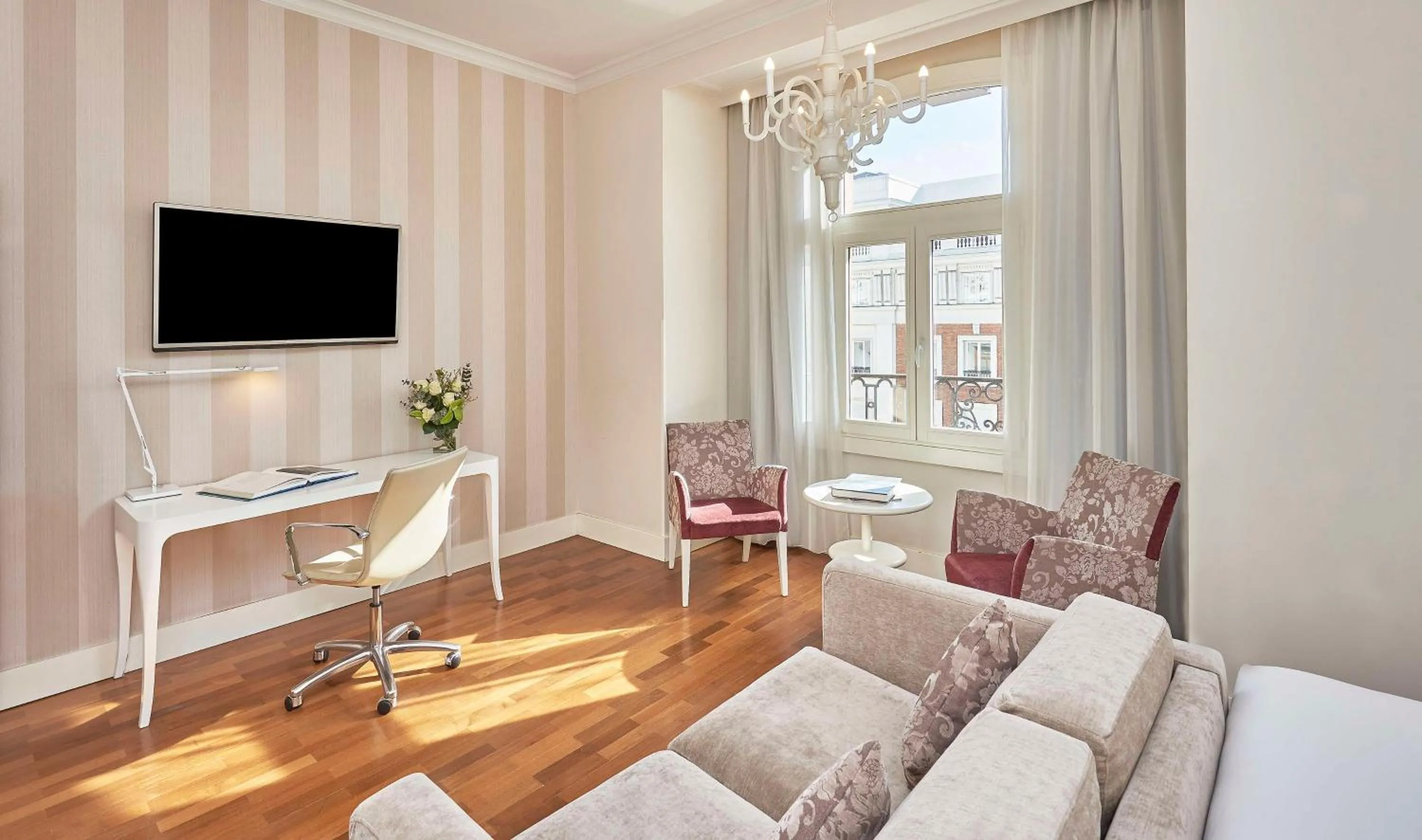 Bedroom in NH Collection Madrid Abascal