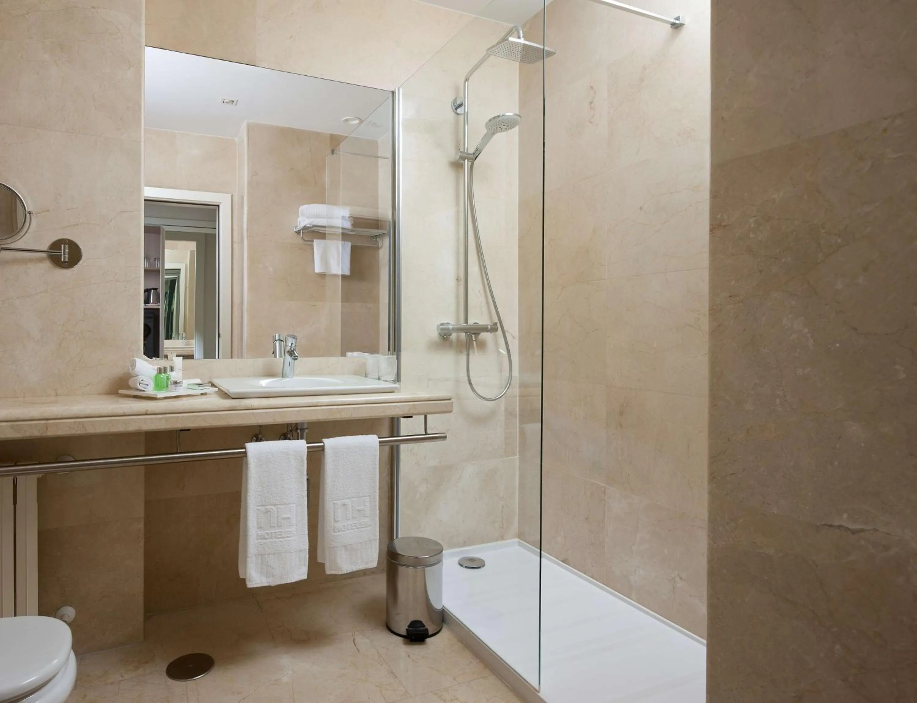 Bathroom in NH Collection Madrid Abascal