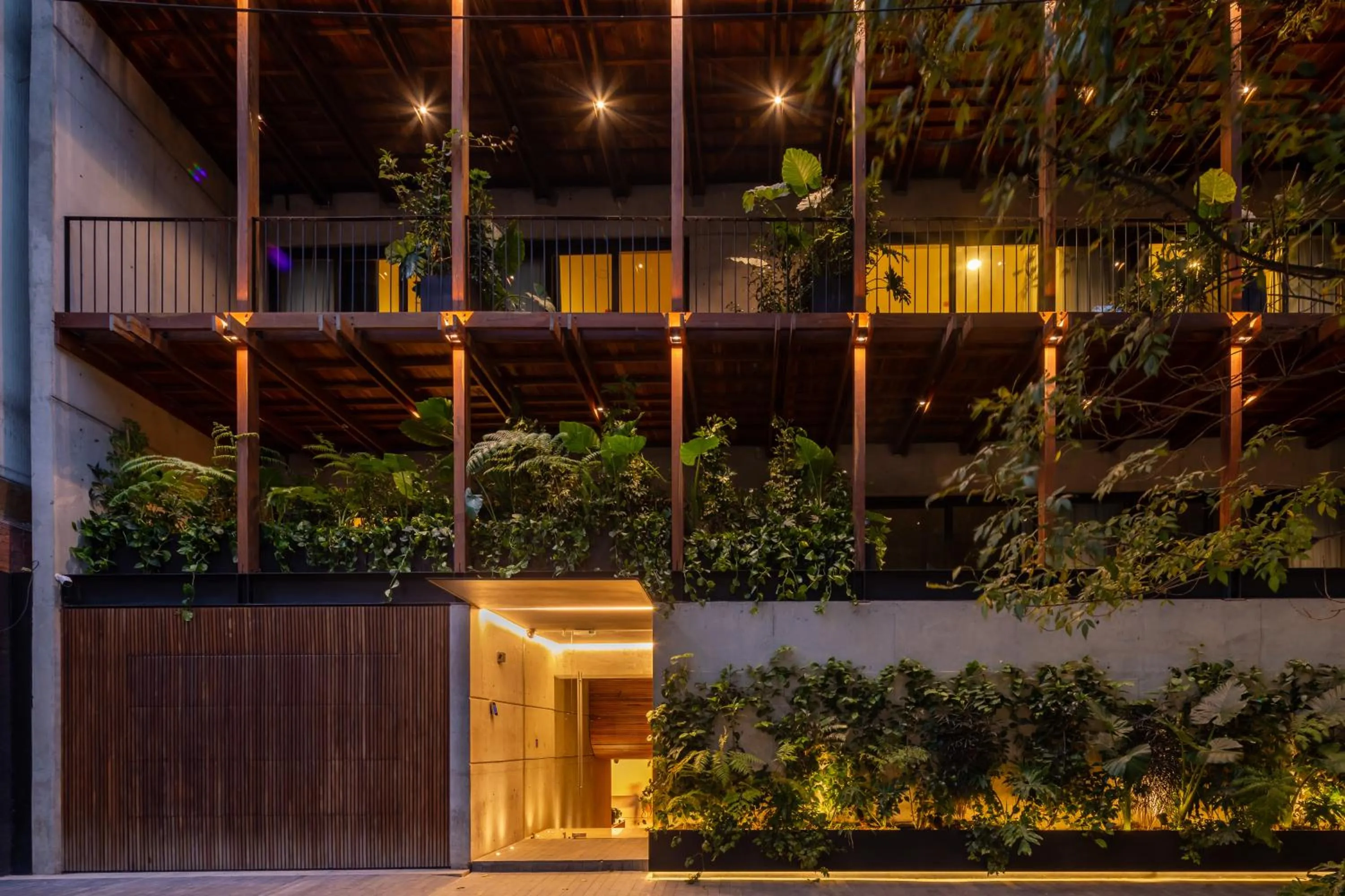 Facade/entrance in Ana Polanco Apartments