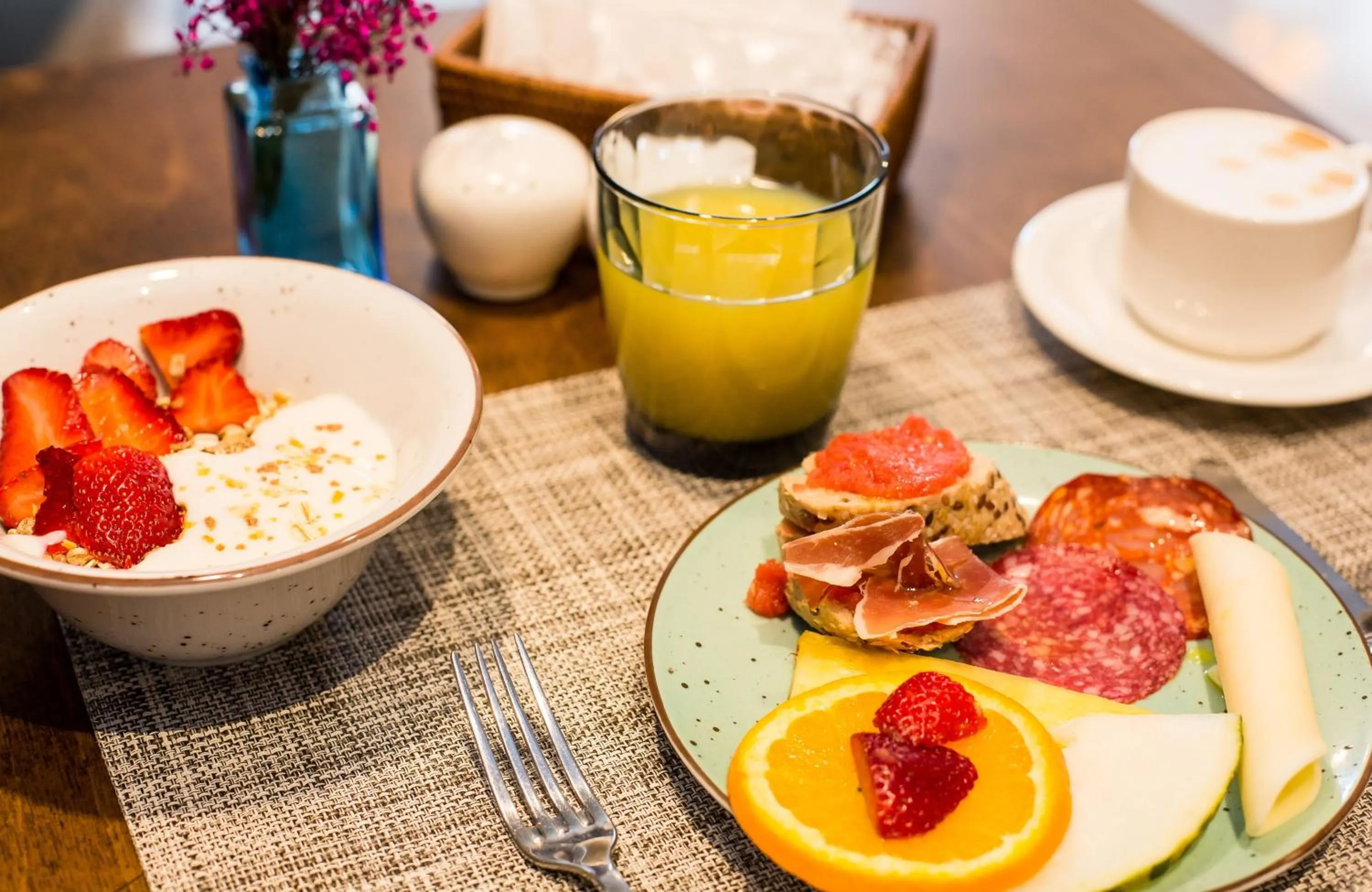 Breakfast in Leonardo Boutique Hotel Madrid