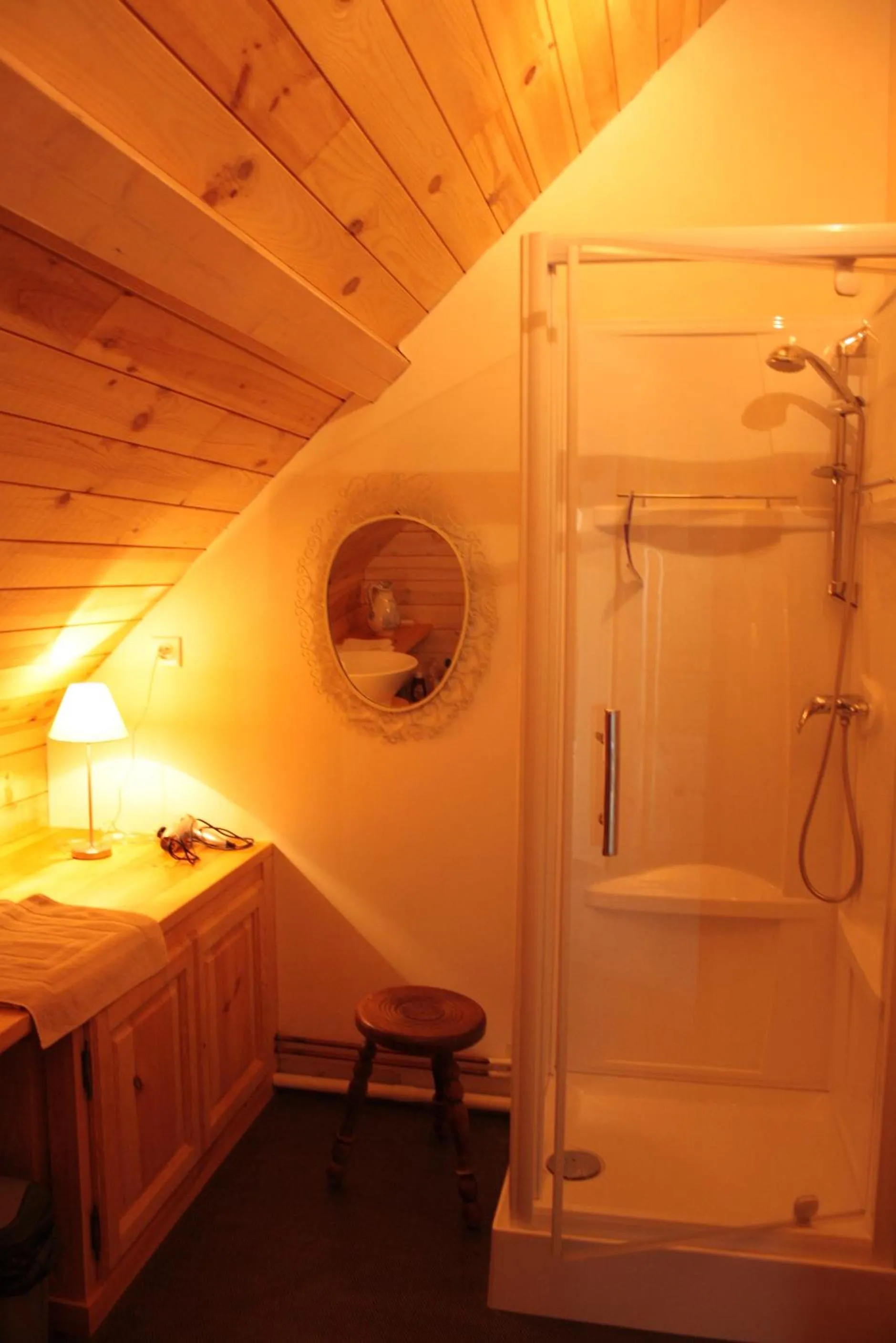 Bathroom in Chambre d'hôtes - Le jardin des Patissons