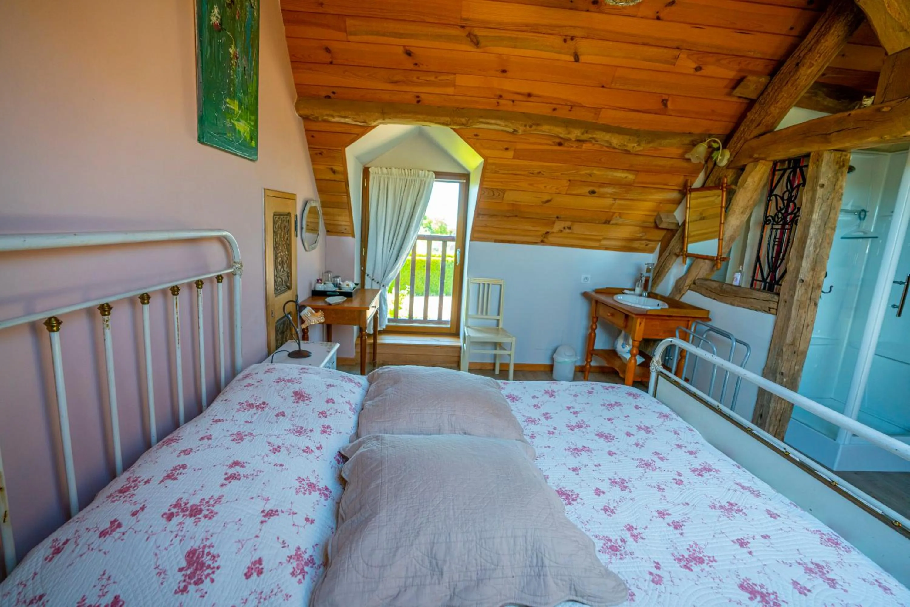 Bedroom in Chambre d'hôtes - Le jardin des Patissons