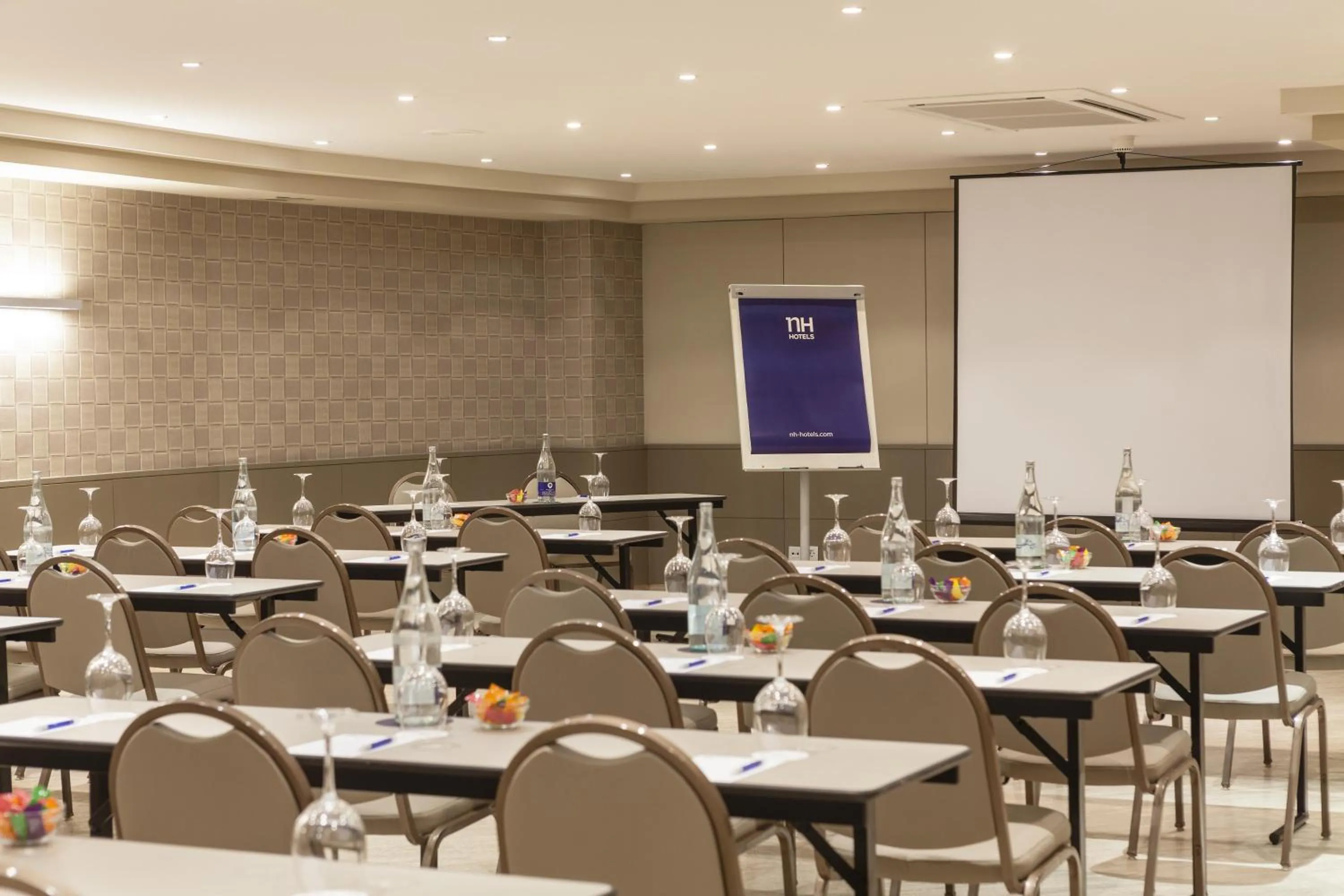 Business facilities in NH Oviedo Principado