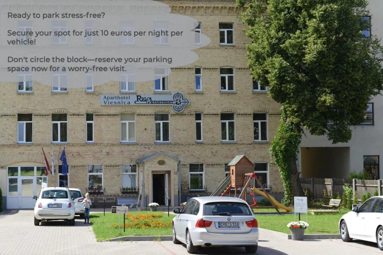 Parking in RIGAAPARTMENT SONADA Self-Service Aparthotel - Private Parking