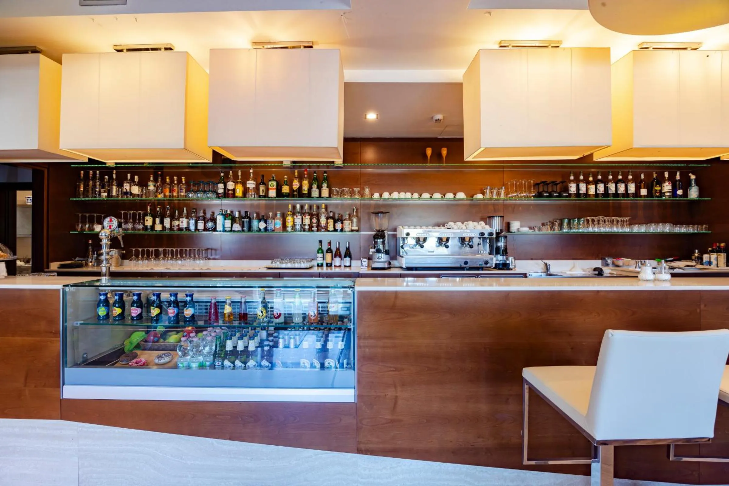Lounge or bar in Il Gentiluomo Hotel & SPA