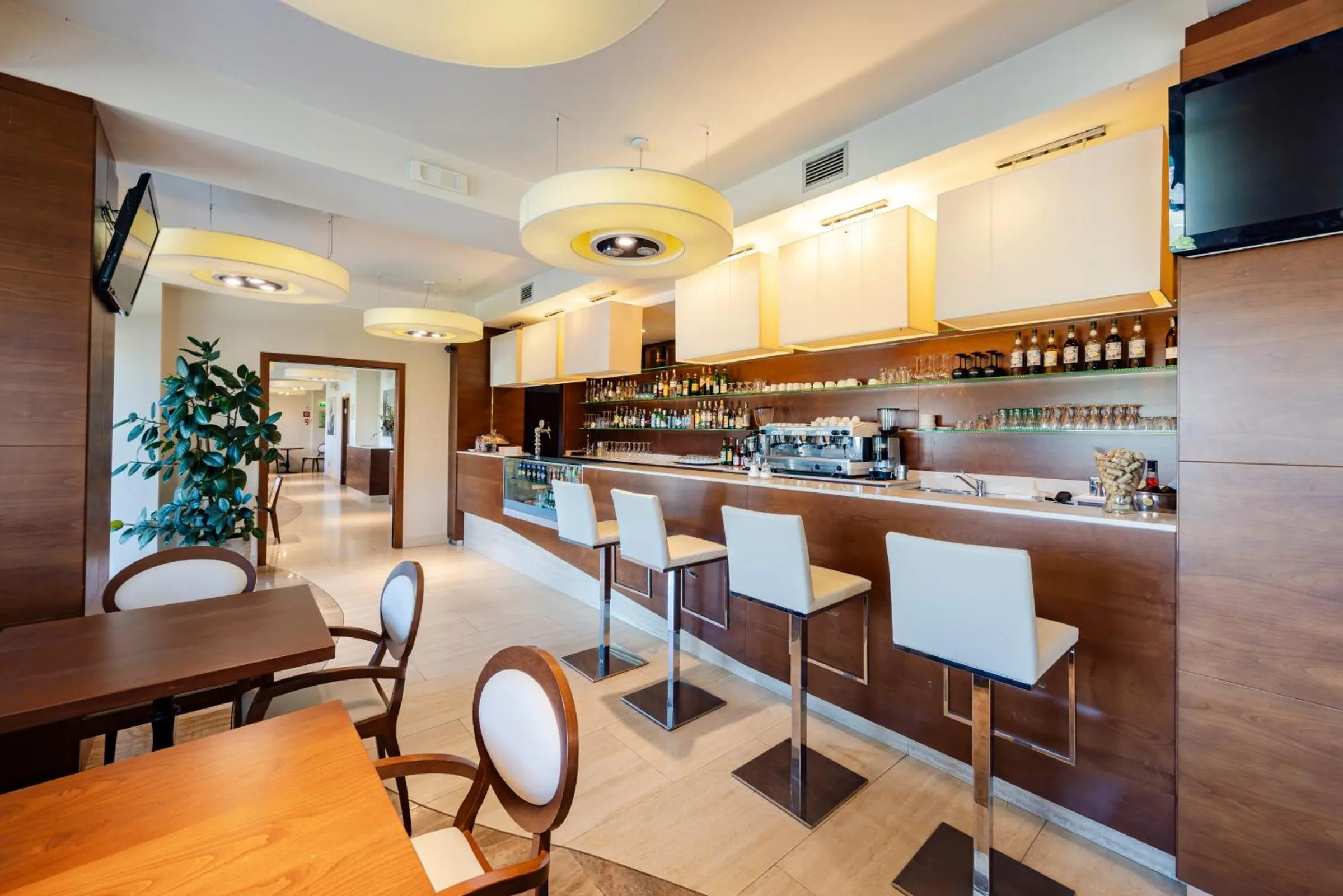 Lounge or bar in Il Gentiluomo Hotel & SPA