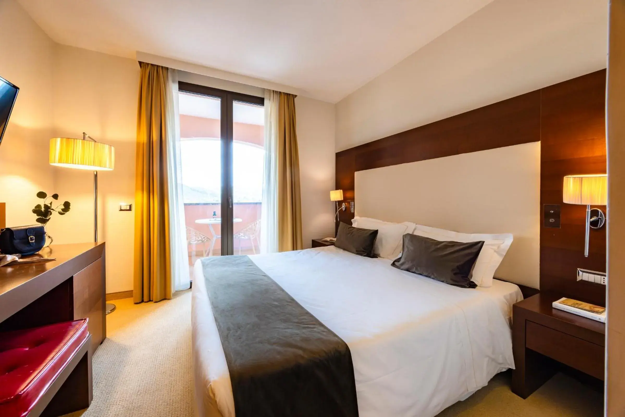 Superior Double Room in Il Gentiluomo Hotel & SPA Superior Double Room in Il Gentiluomo Hotel & SPA