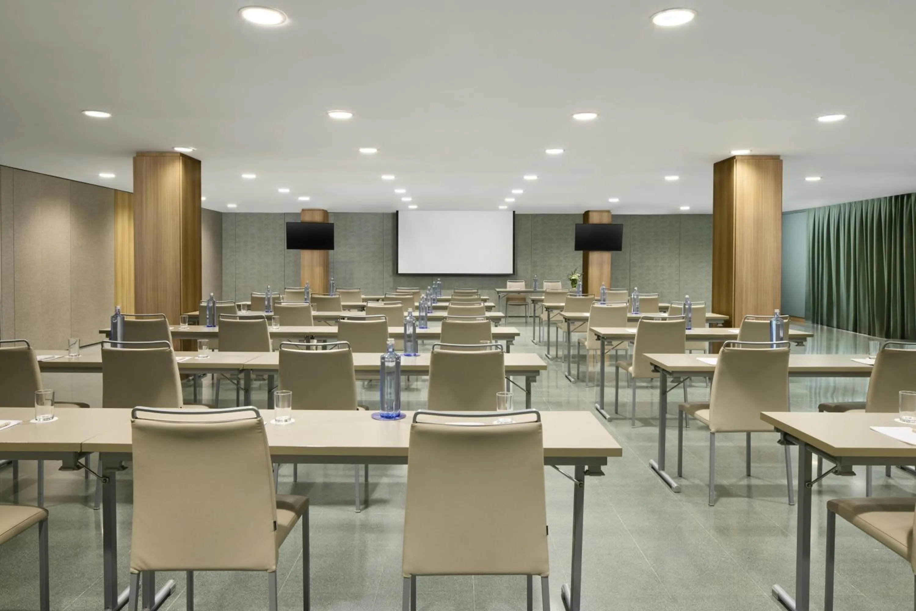 Meeting/conference room in NH Madrid Ventas