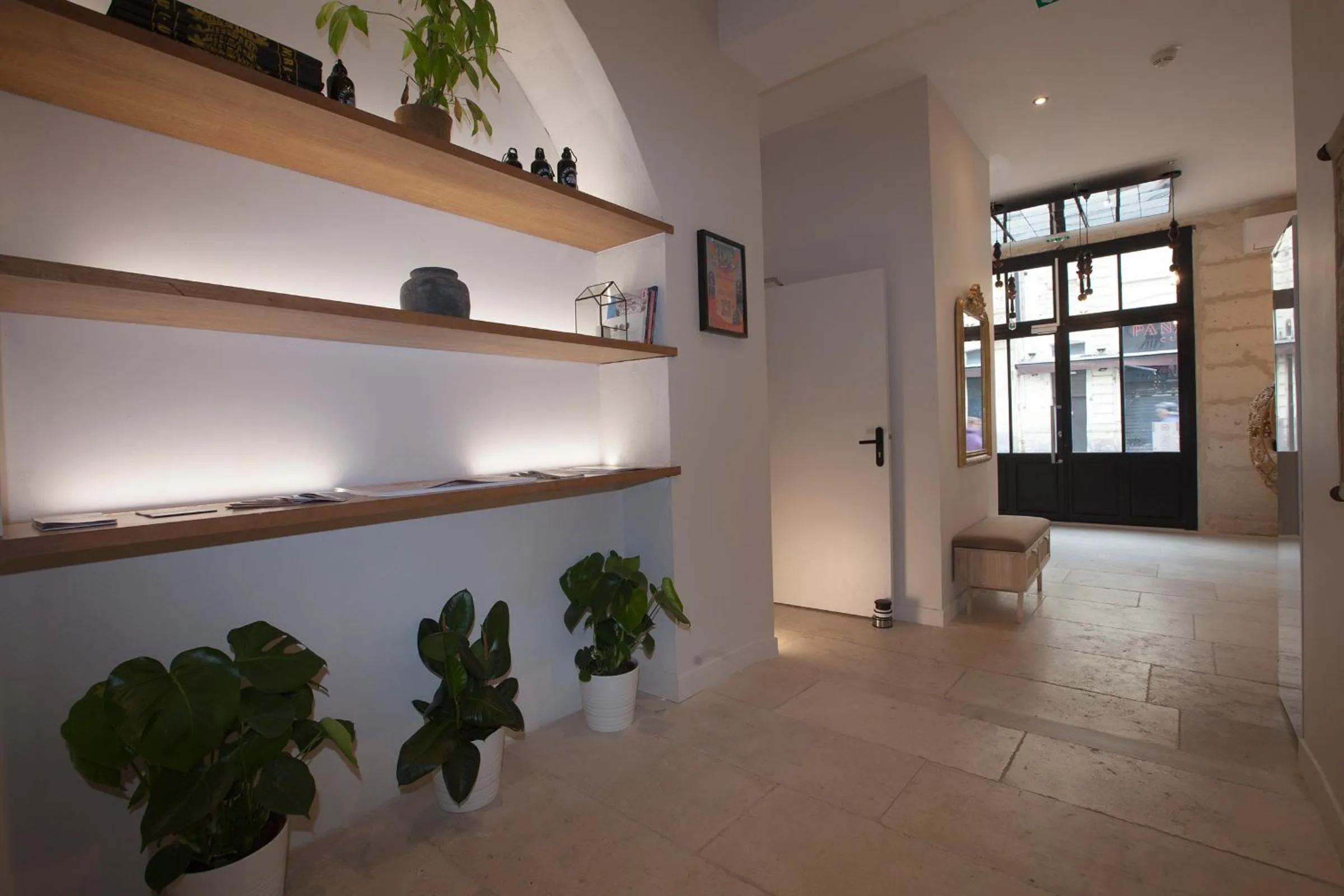 Facade/entrance in Le Maje Hostel