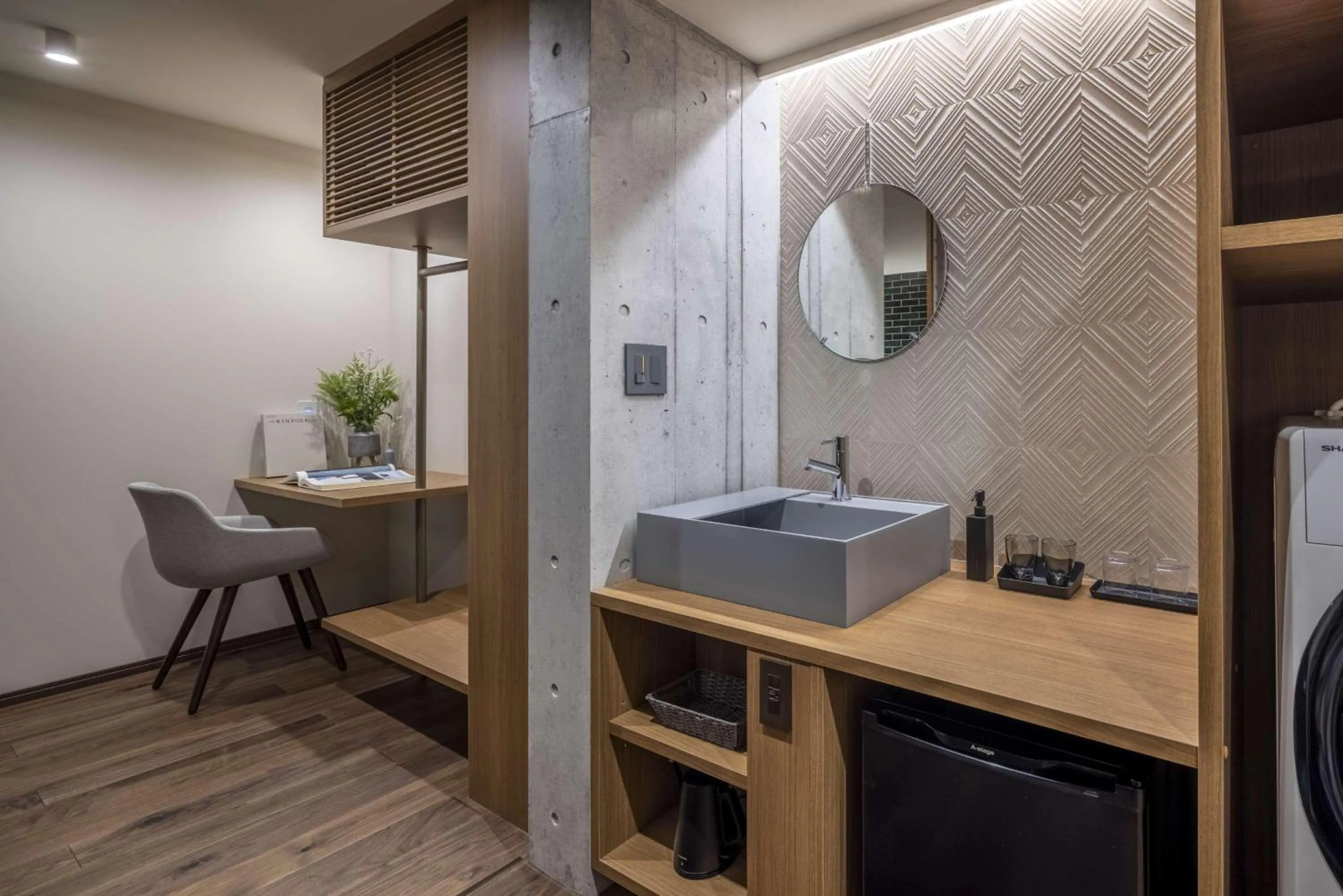 On site in Spatium Ginza Pony