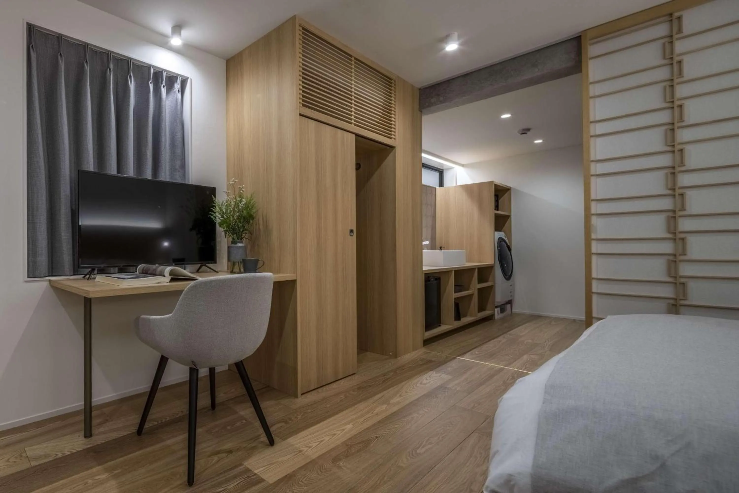 On site, Bed in Spatium Ginza Pony