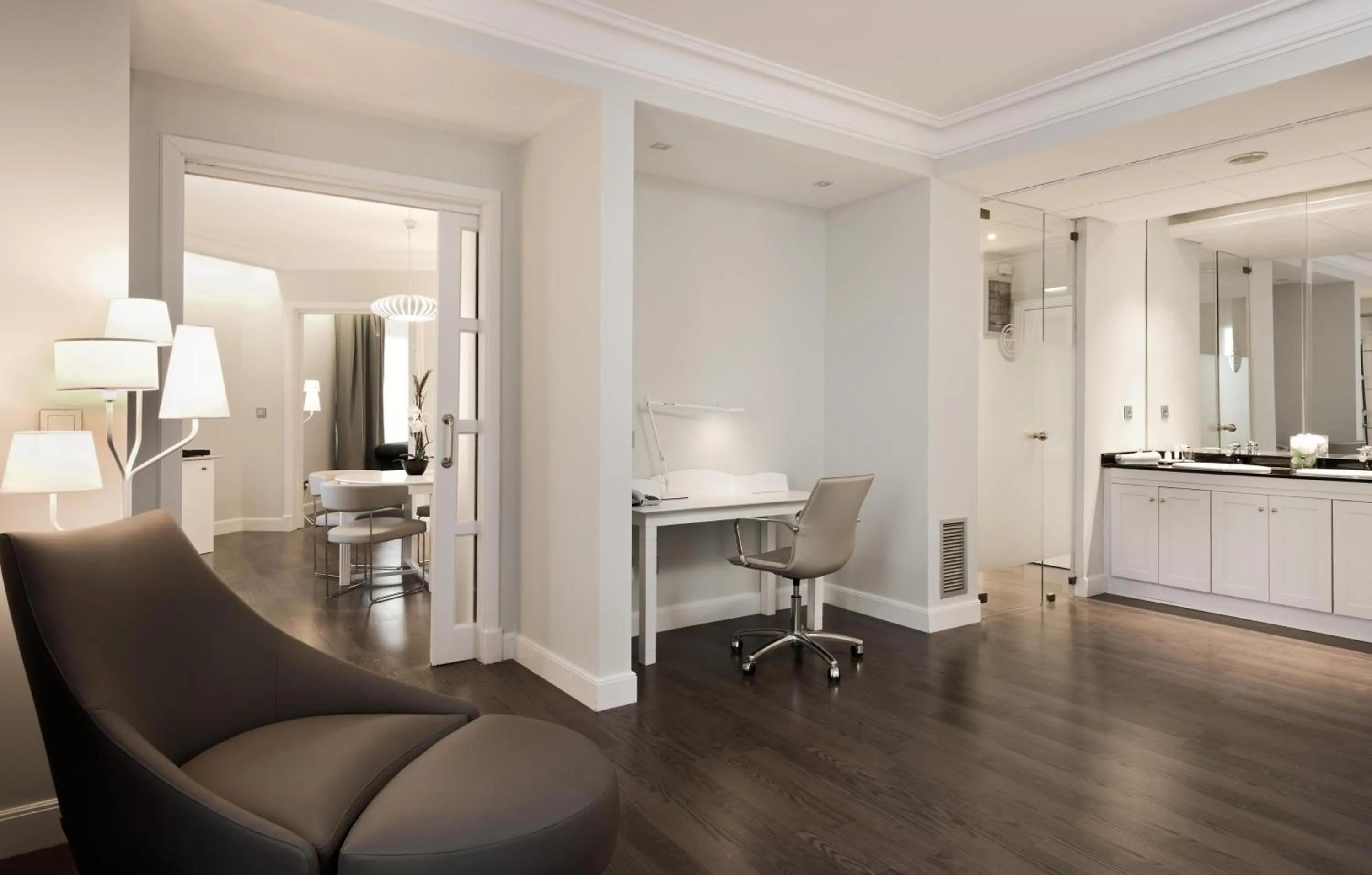 Bedroom in NH Collection Gran Hotel de Zaragoza