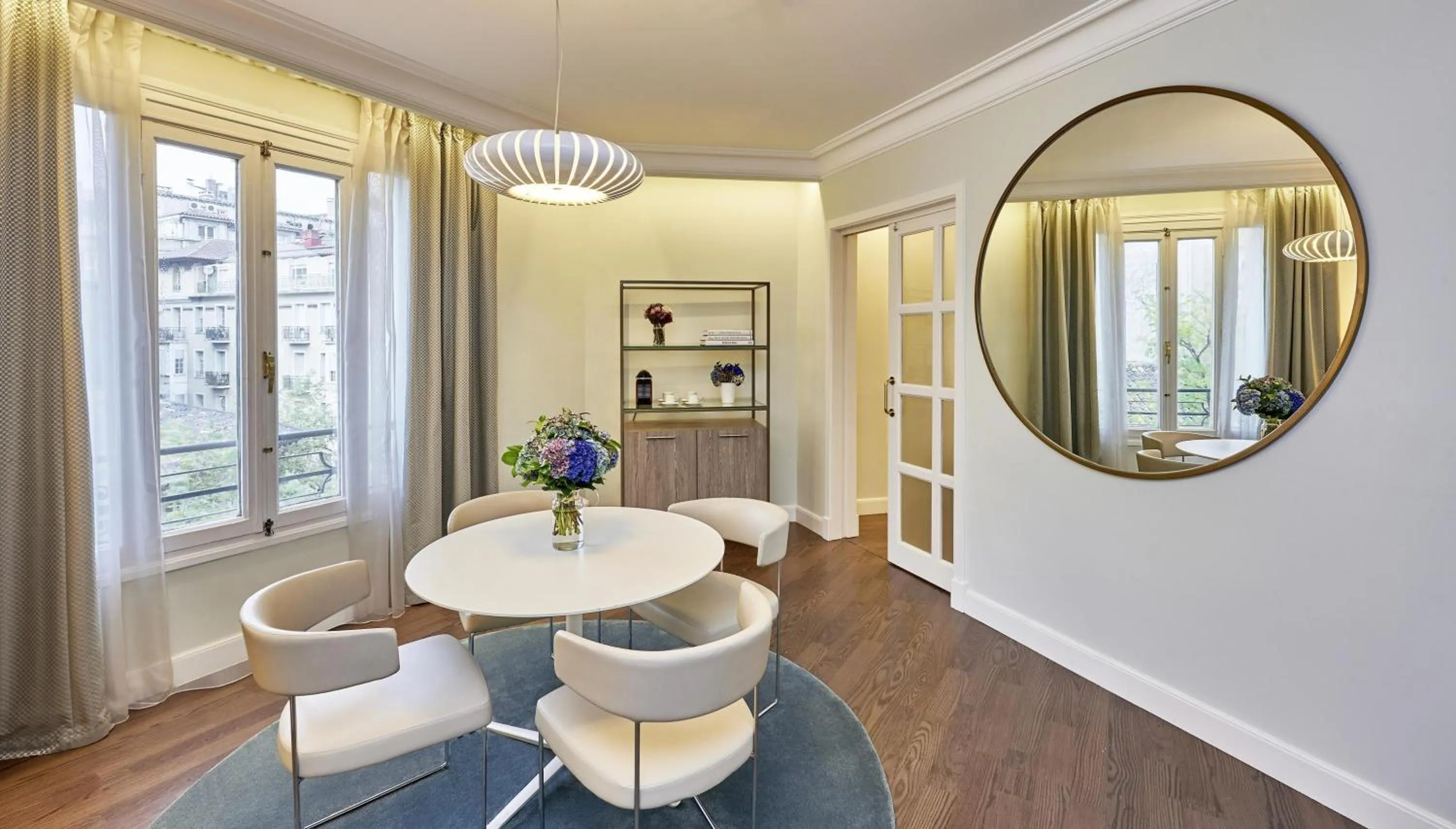 Photo of the whole room in NH Collection Gran Hotel de Zaragoza