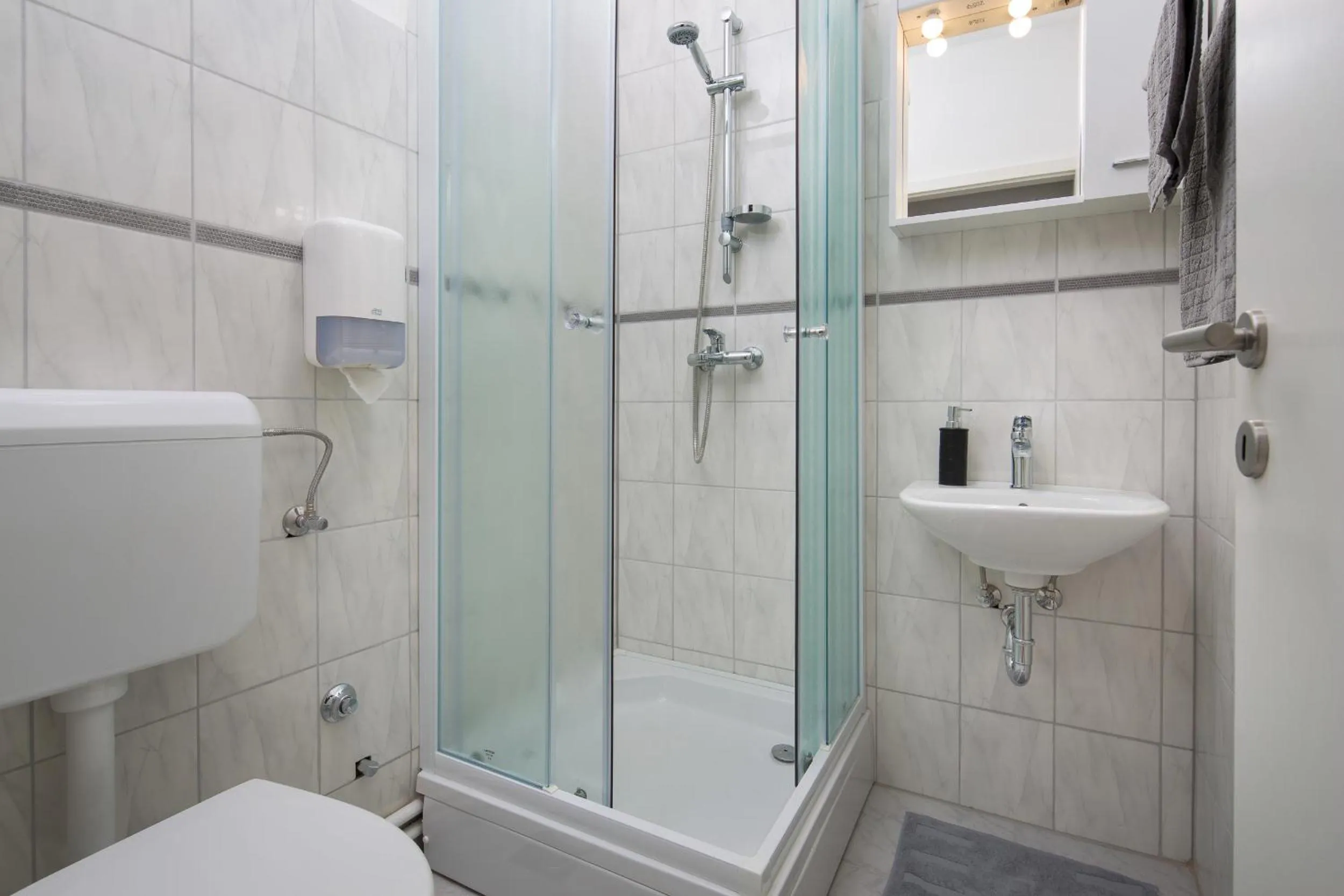 Bathroom in Hostel Bureau