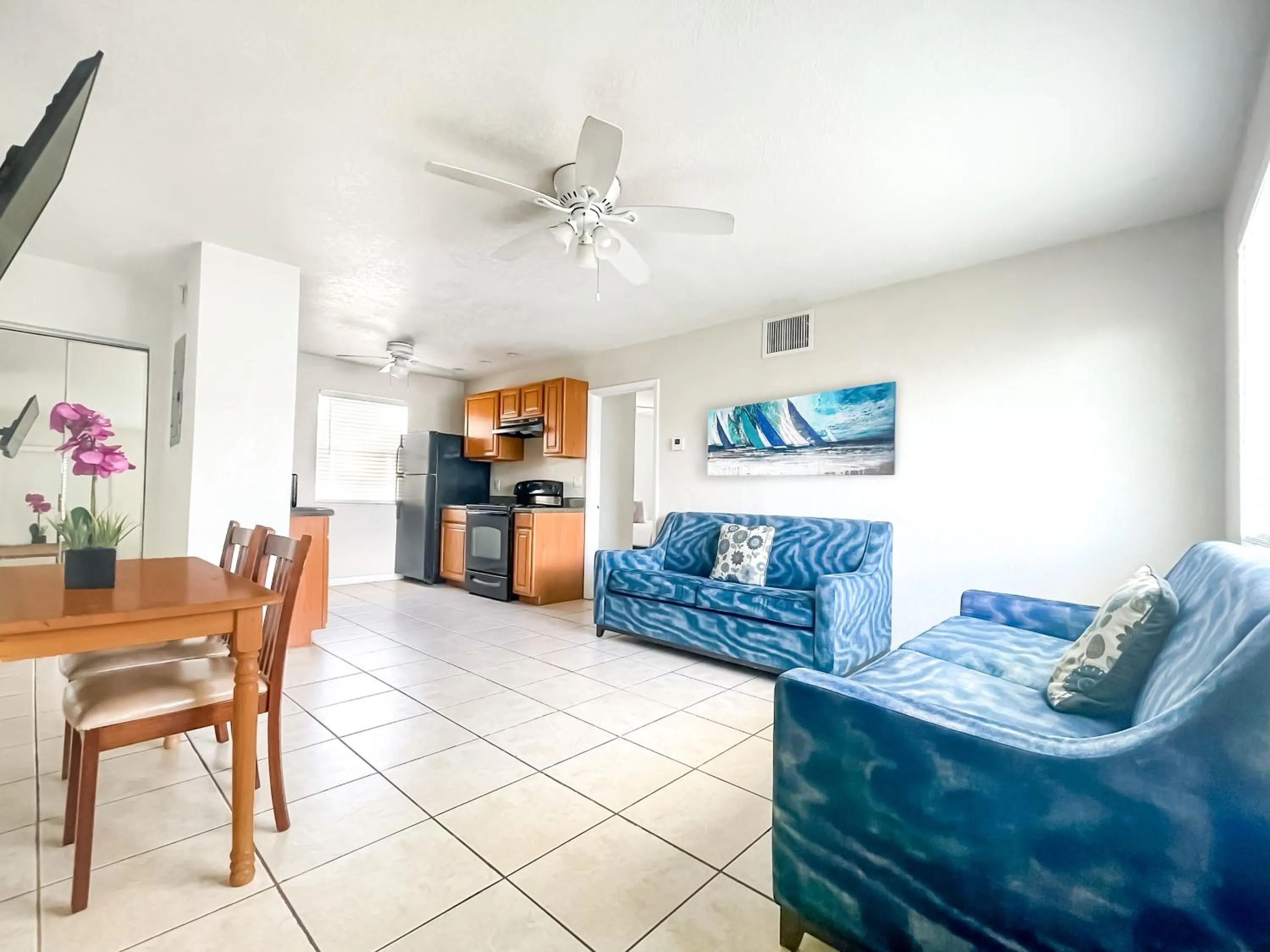 Living room in The Starfish