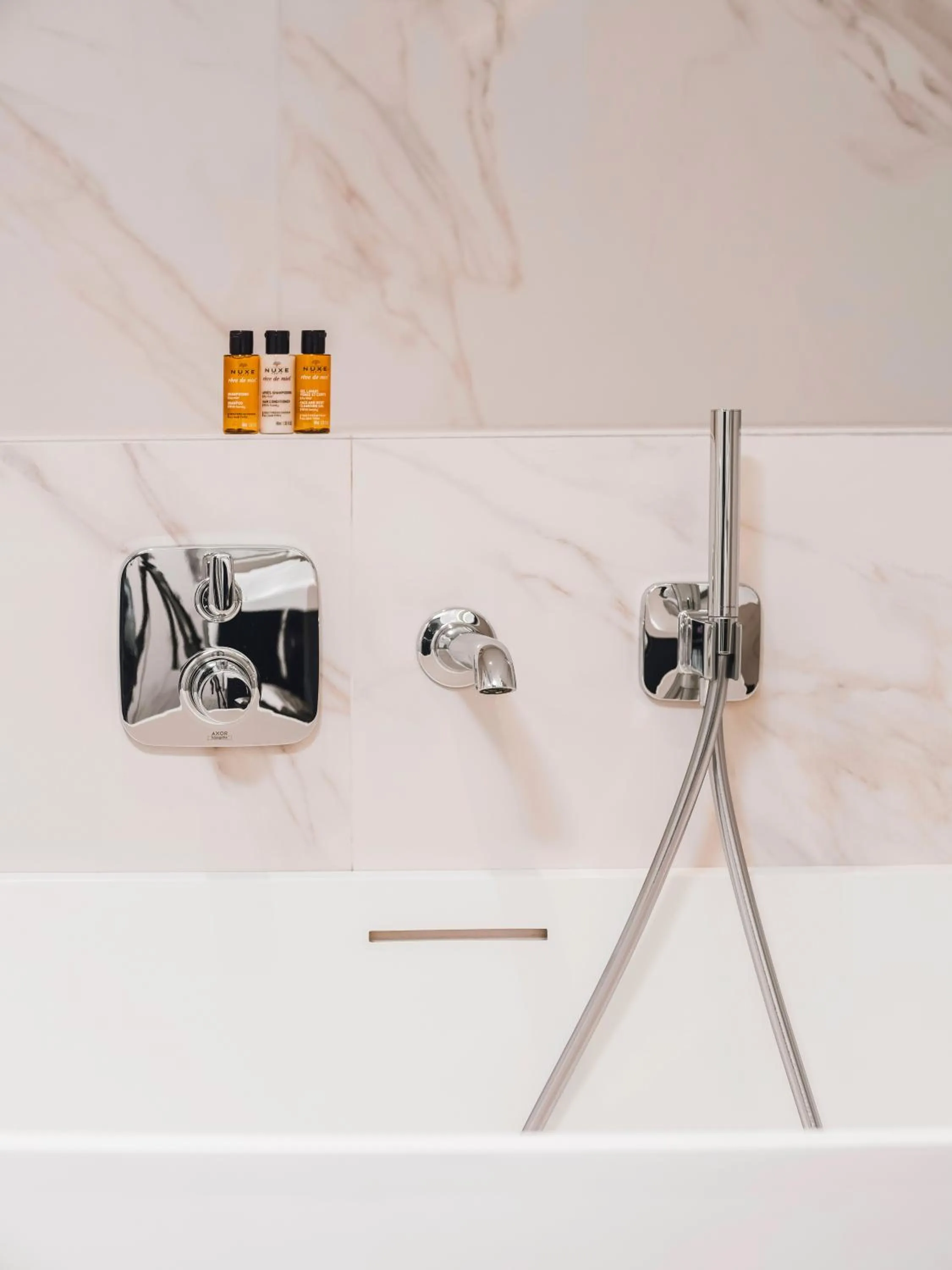 Bathroom in Balthazar Hotel & Spa Rennes - MGallery Collection