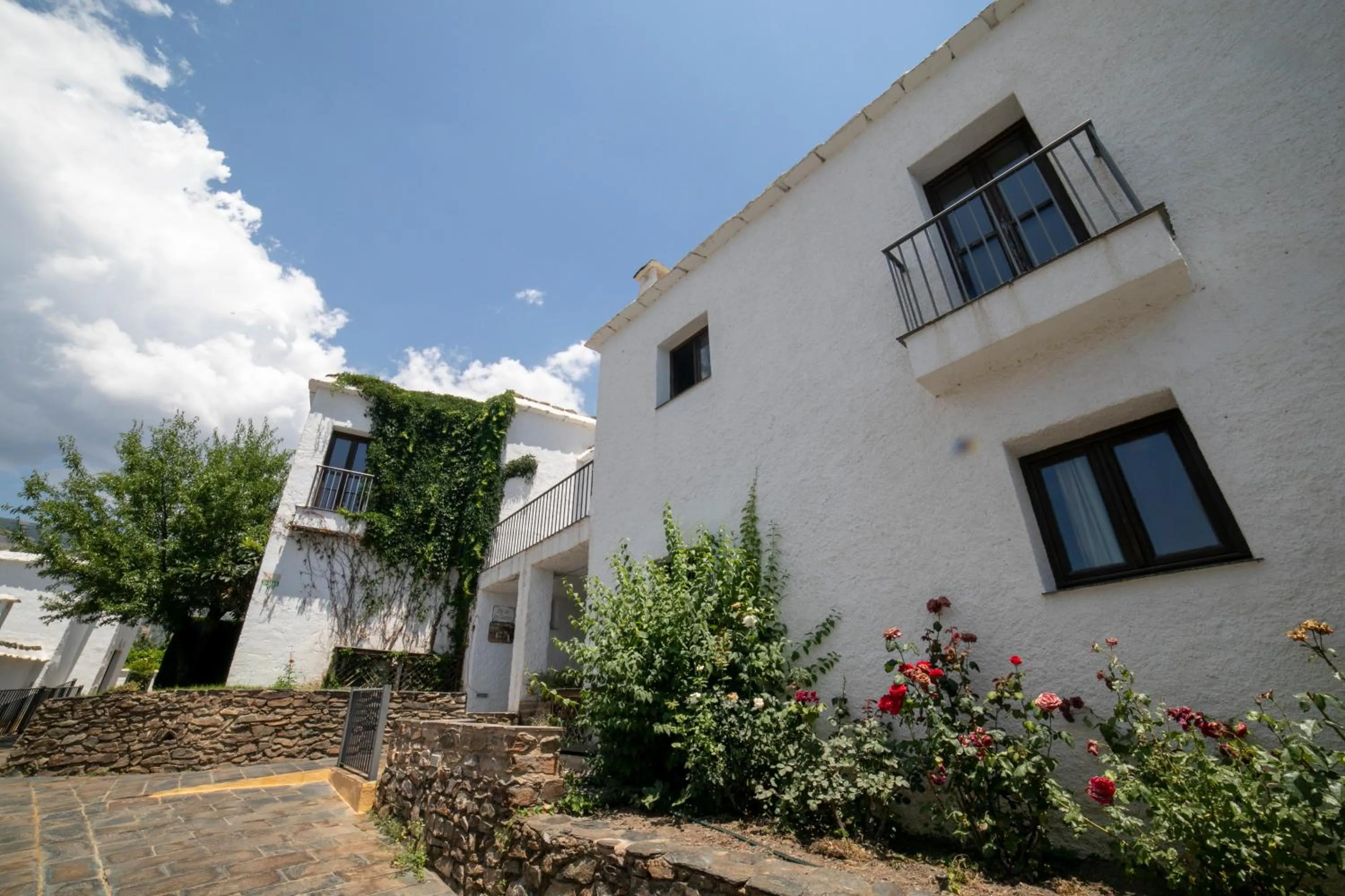 Property building in Villa Turistica de Bubion