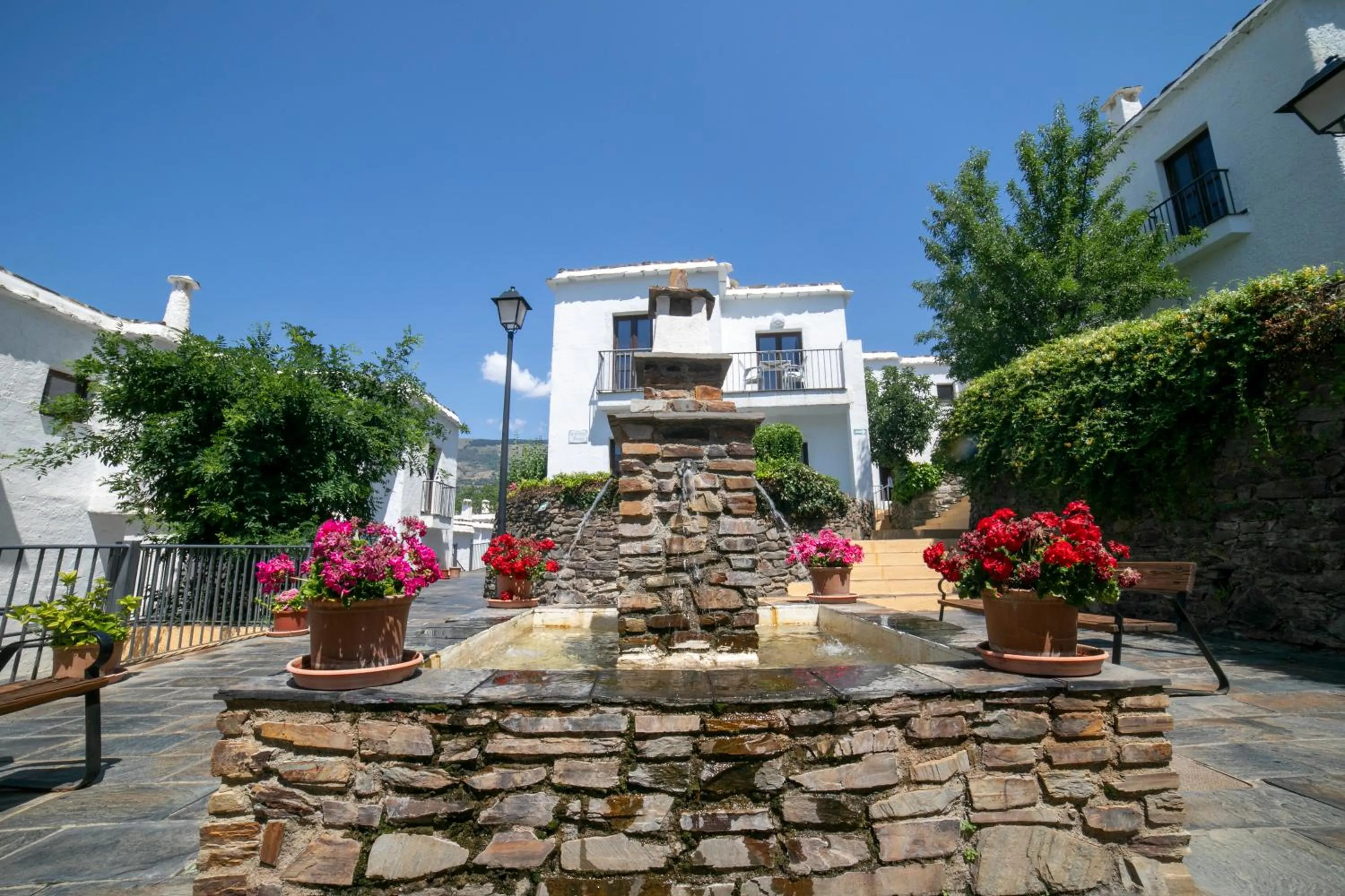 Property building in Villa Turistica de Bubion