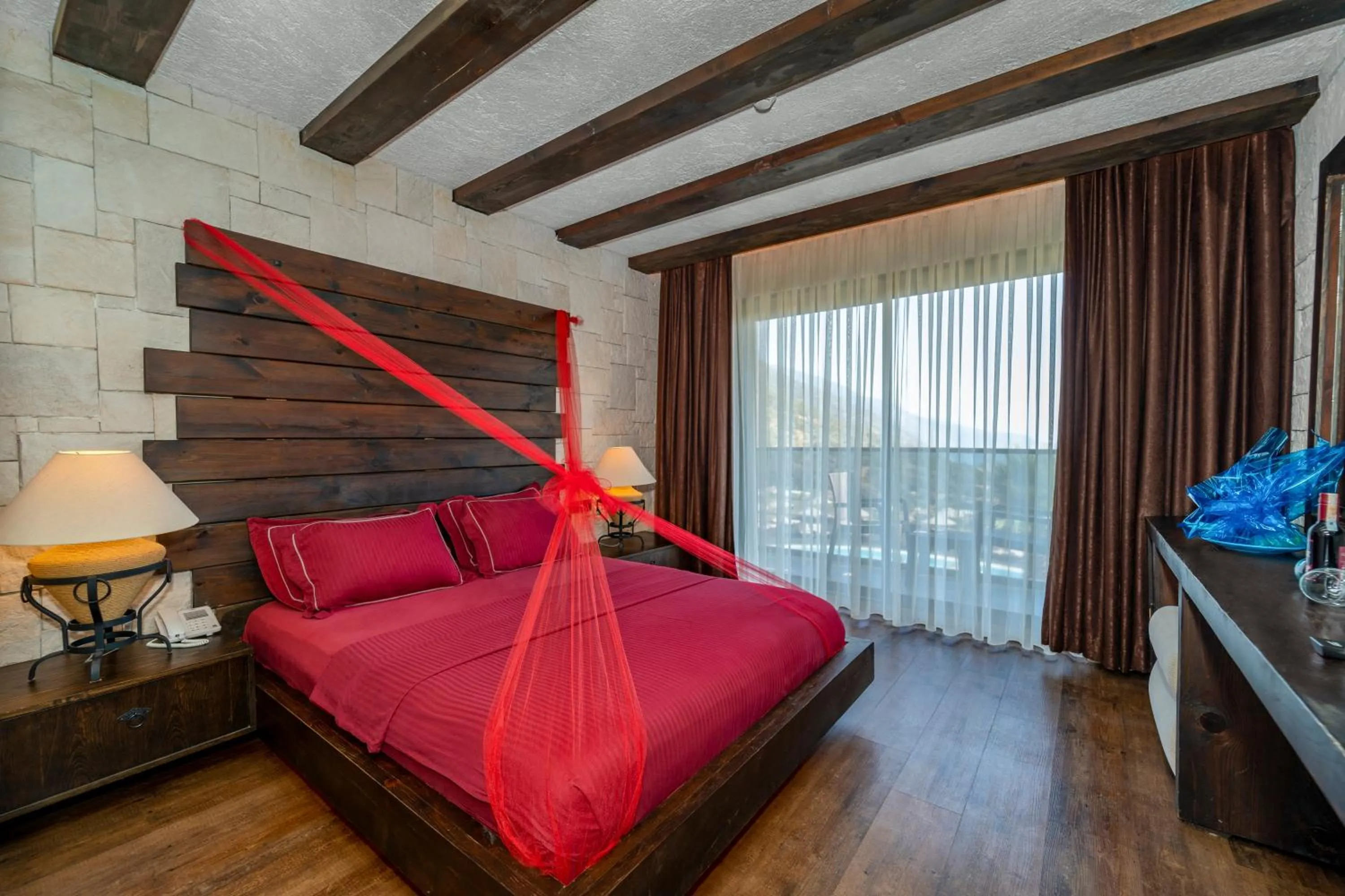 Bedroom, Bed in Manaspark Deluxe Hotel