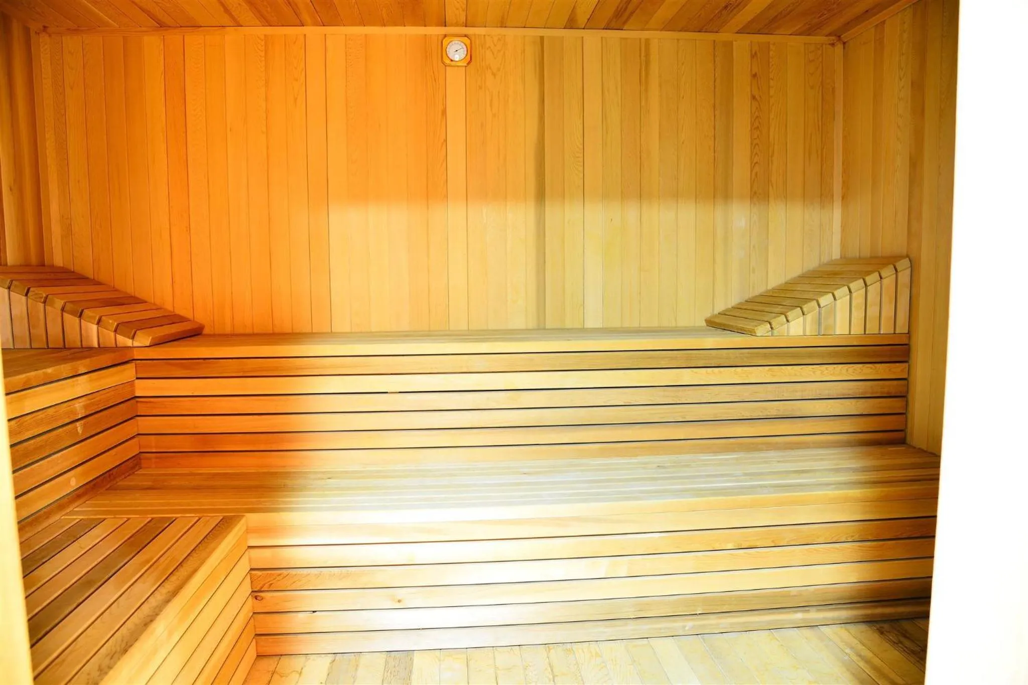 Sauna in Golden Lili Resort & Spa