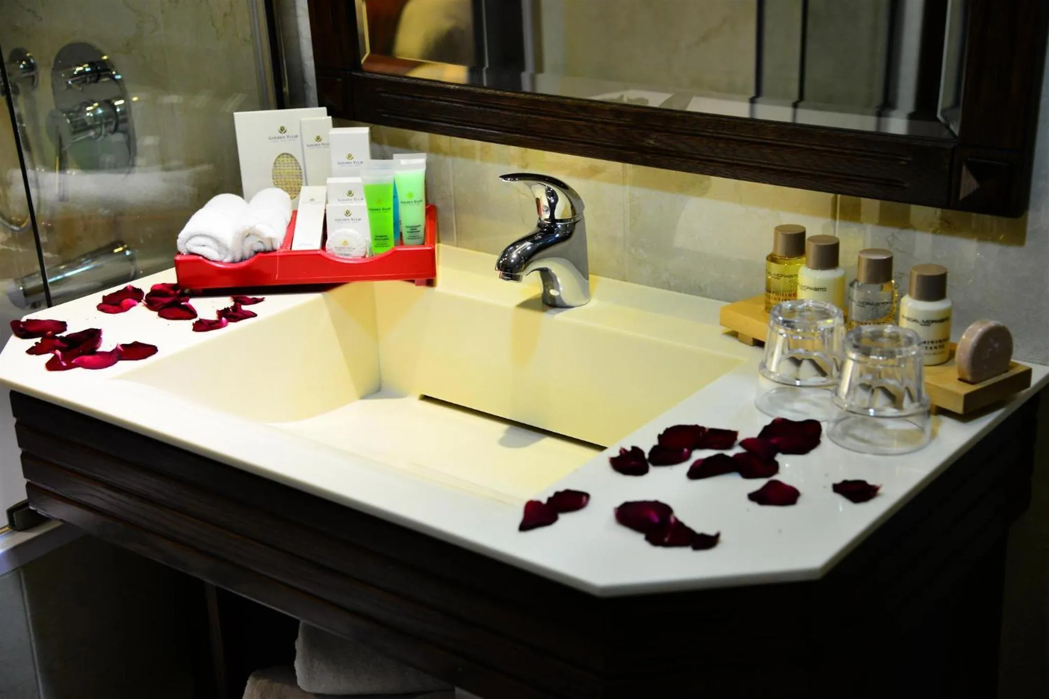 Bathroom in Golden Lili Resort & Spa