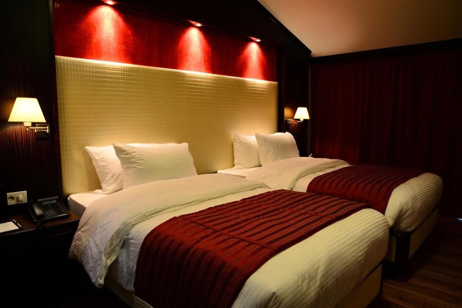 Photo of the whole room, Bed in Golden Lili Resort & Spa