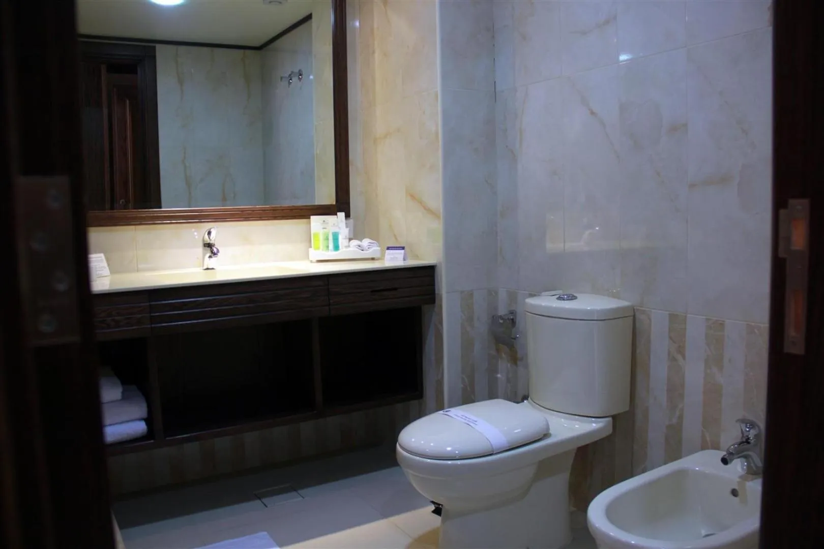 Bathroom in Golden Lili Resort & Spa