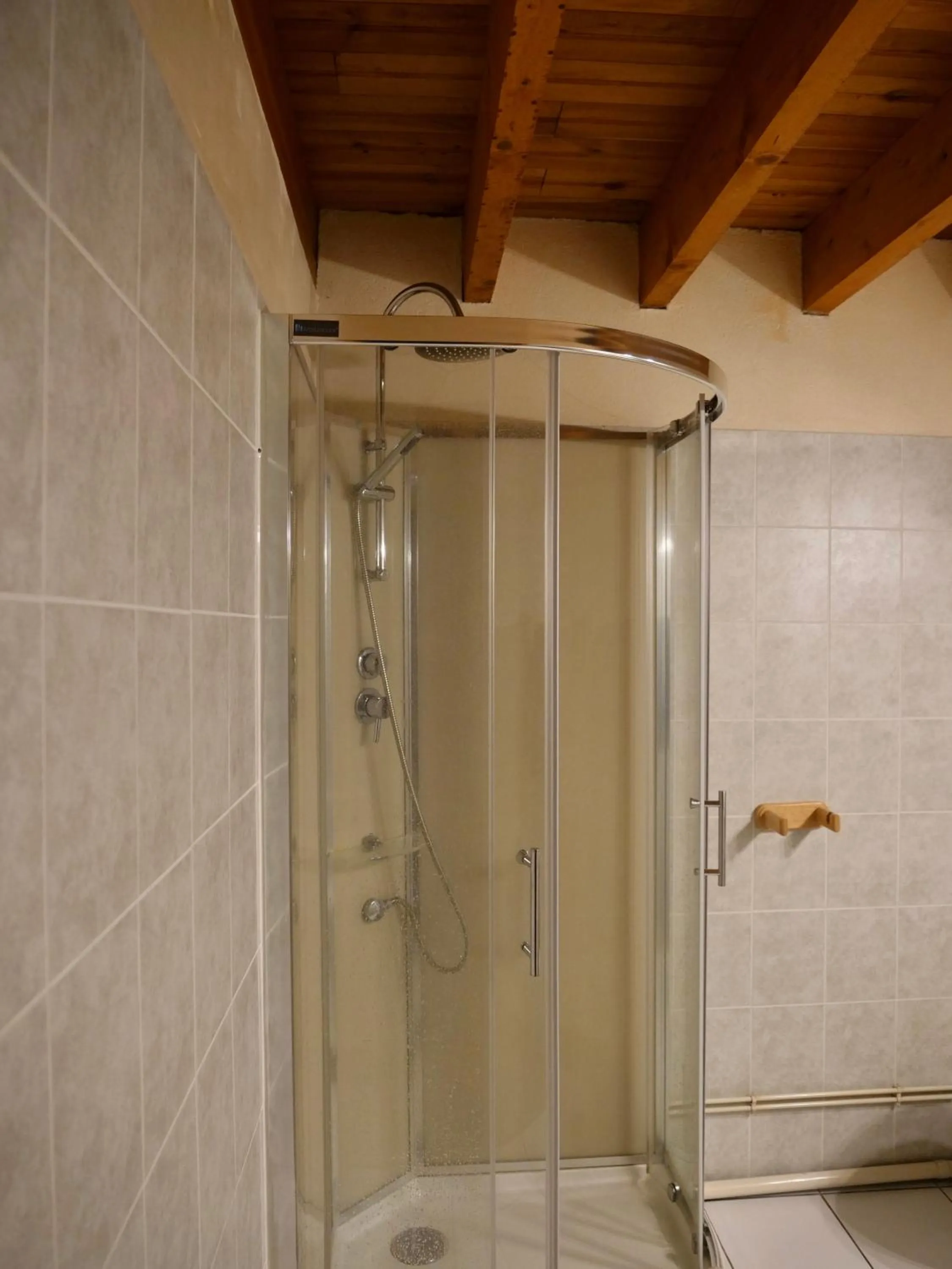 Shower in Domaine du Cellier de la Couronne
