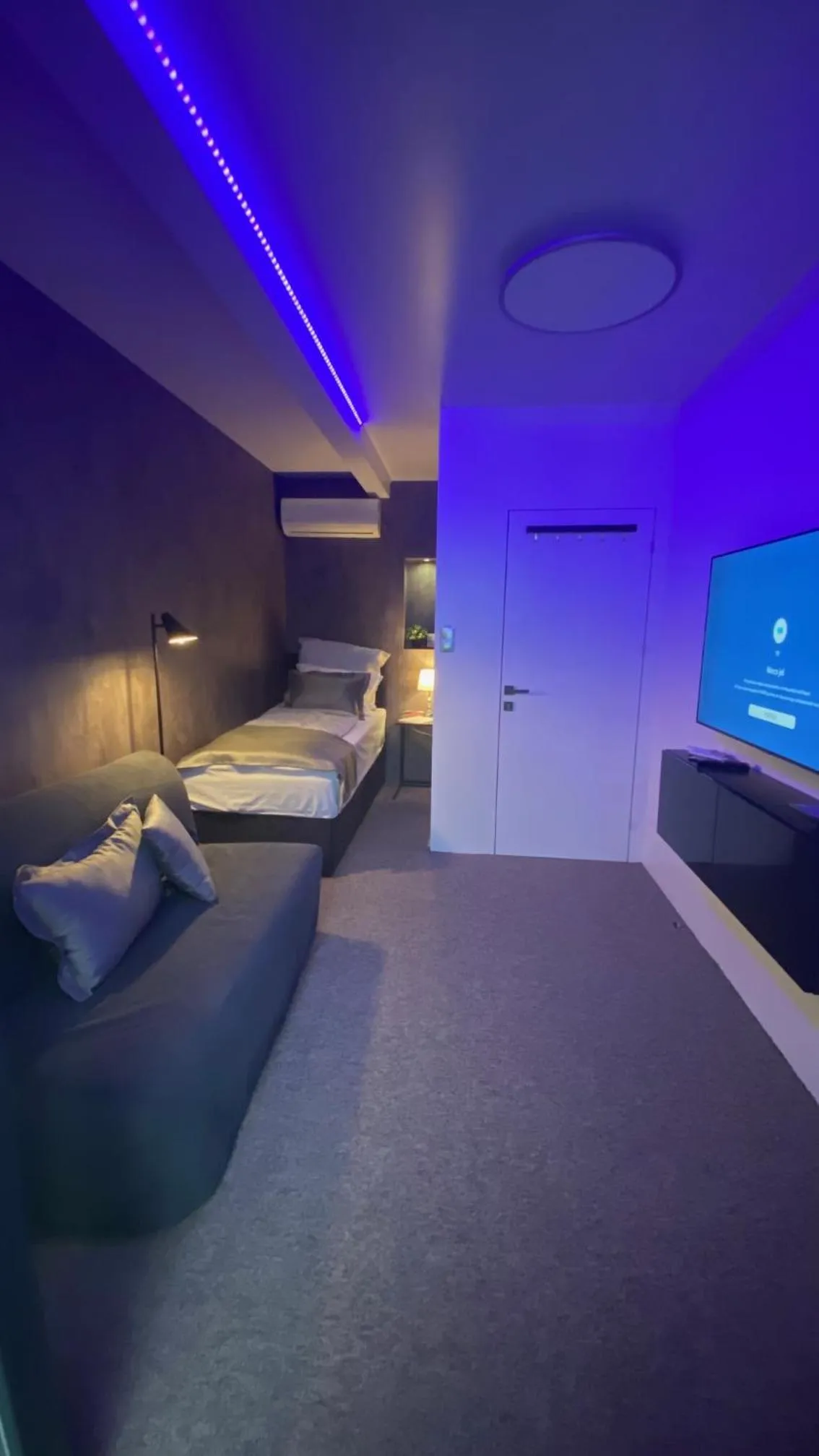 Bed in Motel1- A megfizethető luxus!