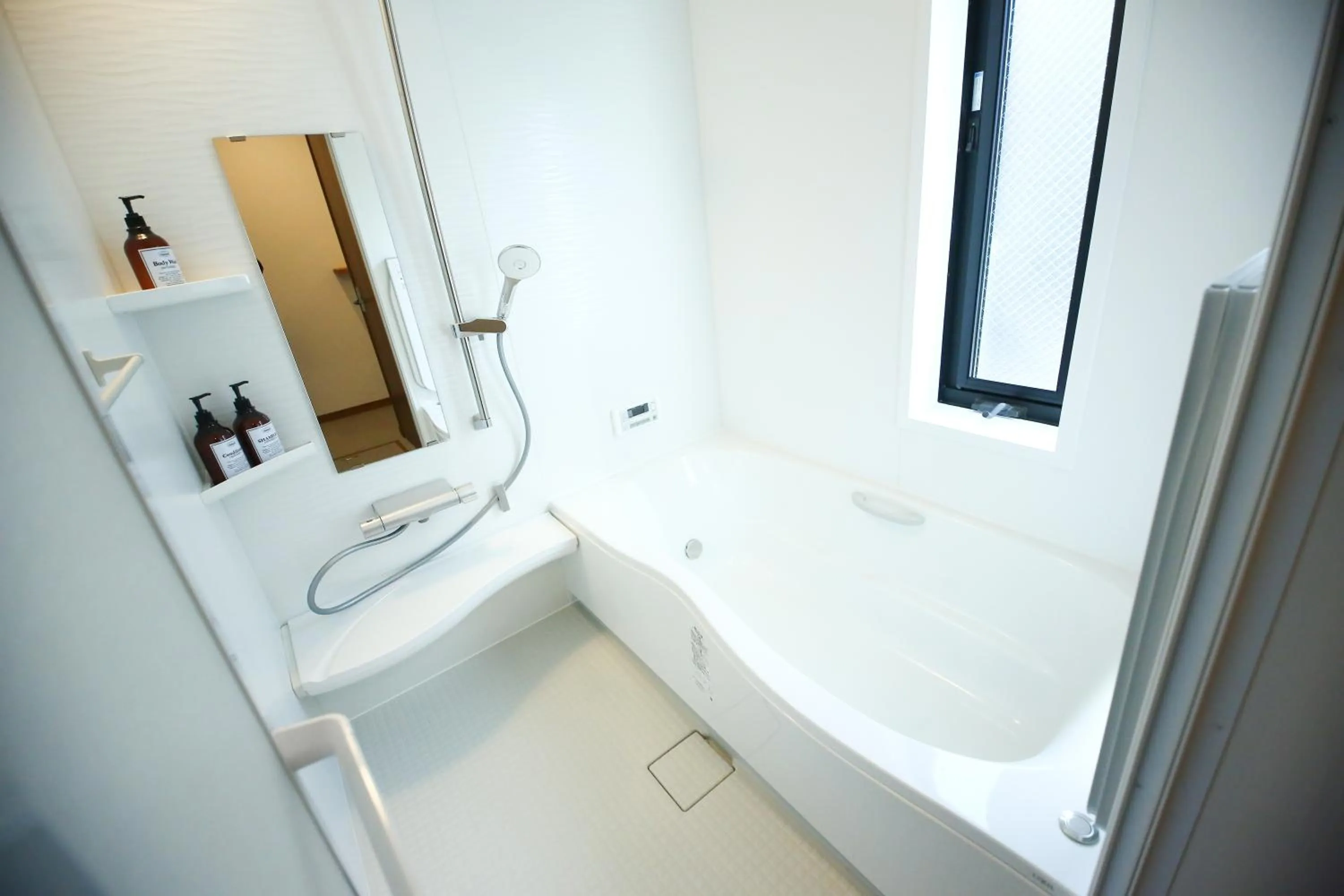 Bathroom in PrimeRoom別府 TATAMIsuite