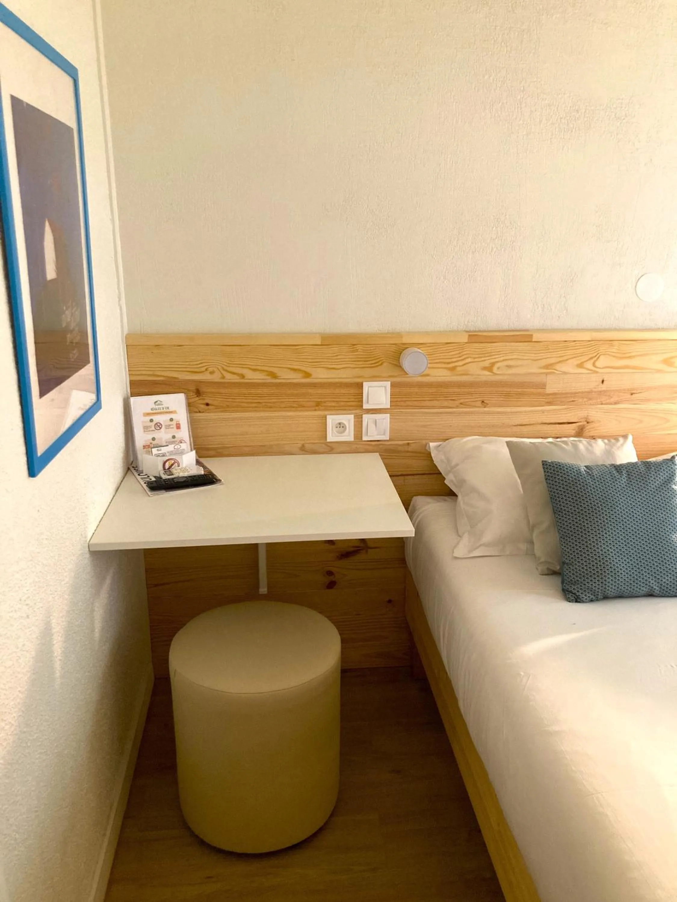 Decorative detail, Bed in Résidence Thibaud