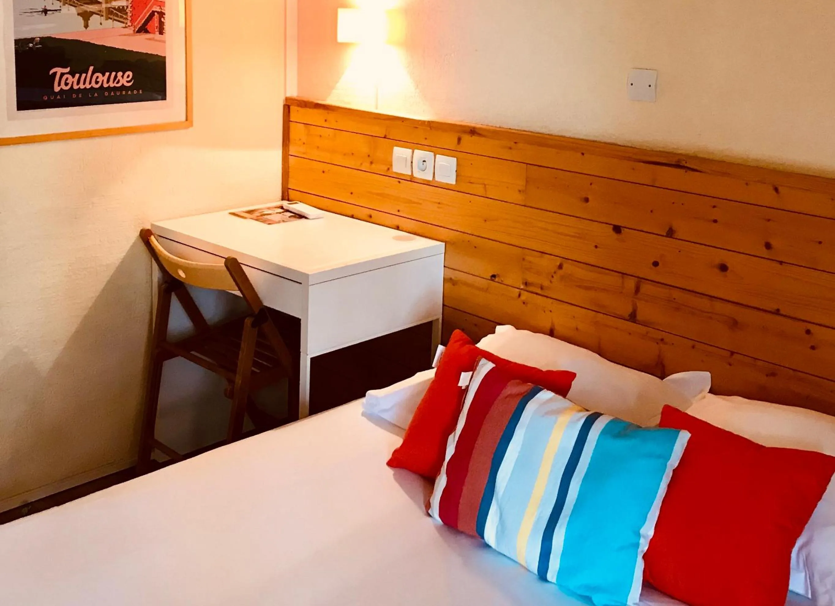 Photo of the whole room, Bed in Résidence Thibaud