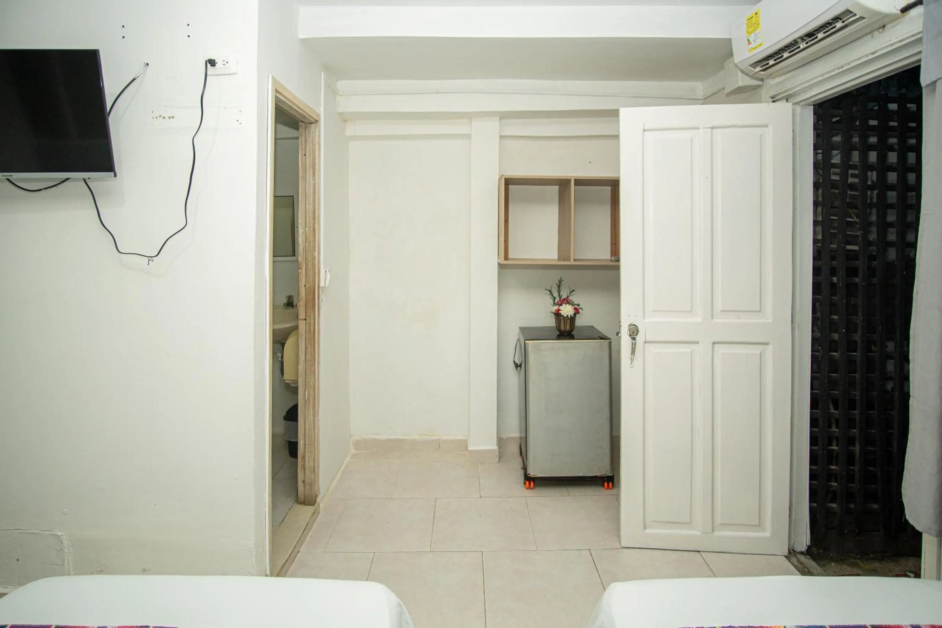 TV and multimedia in Hotel Playa Divina