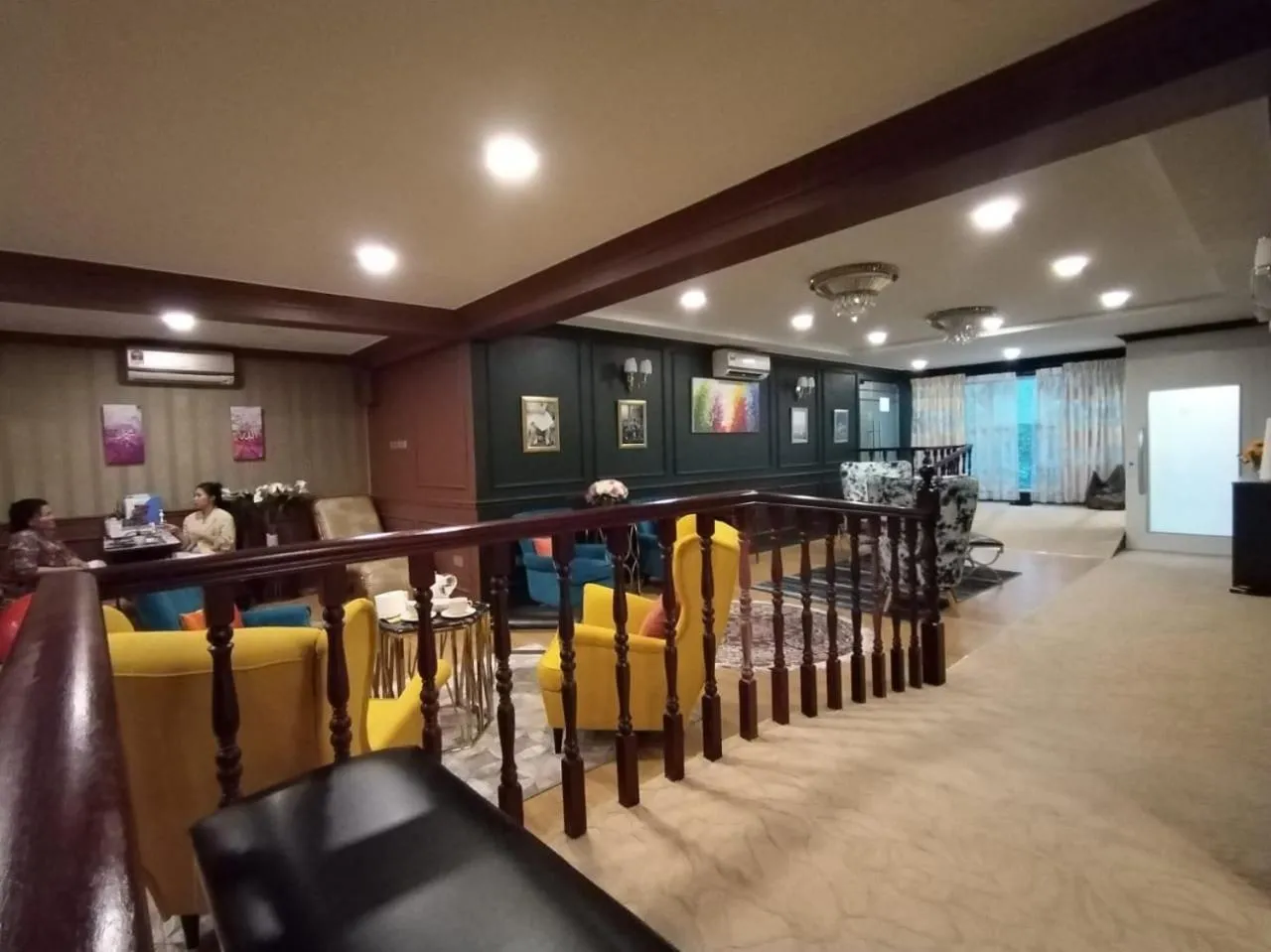 Living room in Grand Illusyin