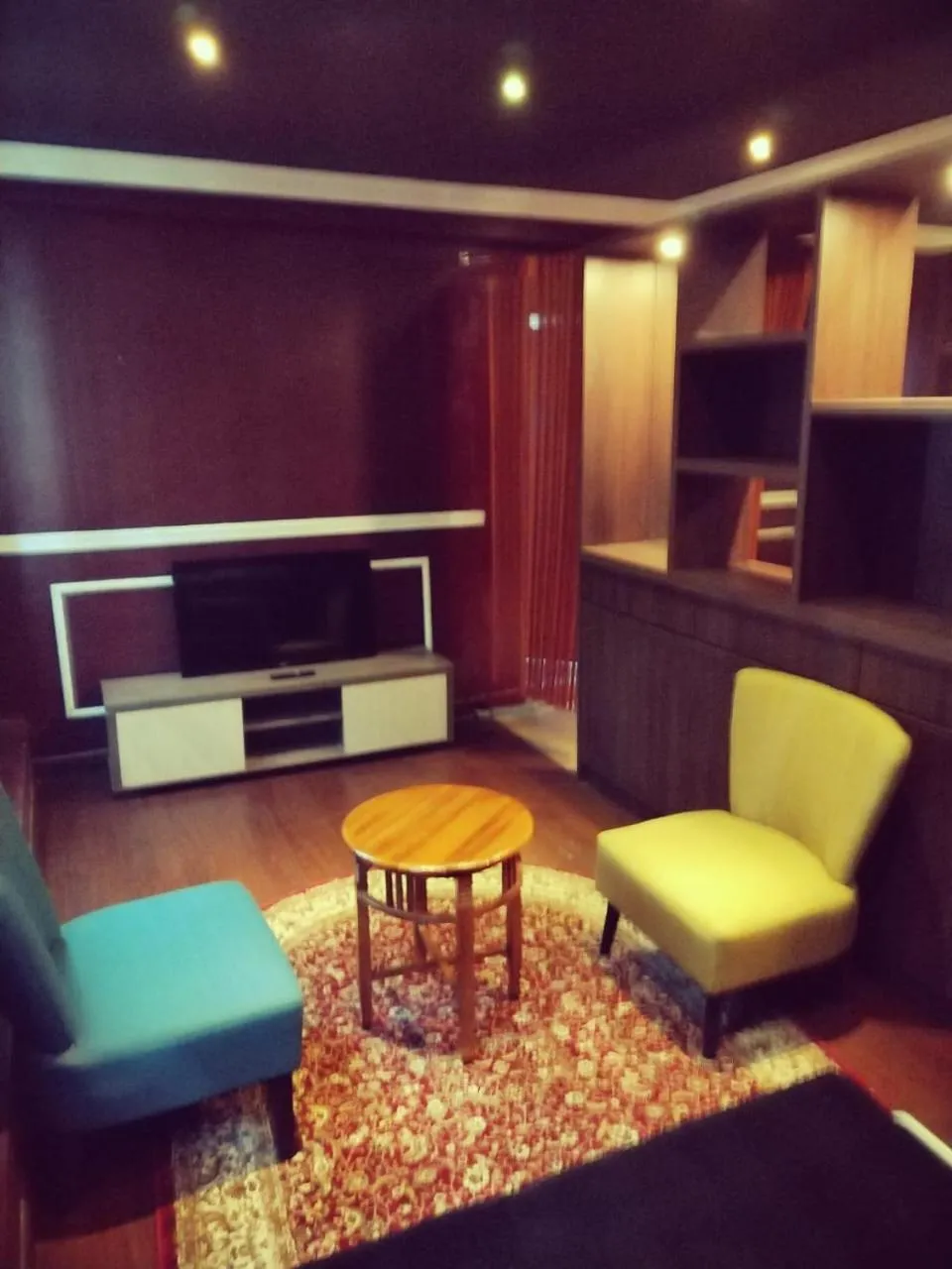 Communal lounge/ TV room in Grand Illusyin