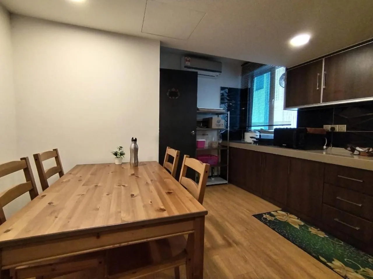 Kitchen or kitchenette in Grand Illusyin