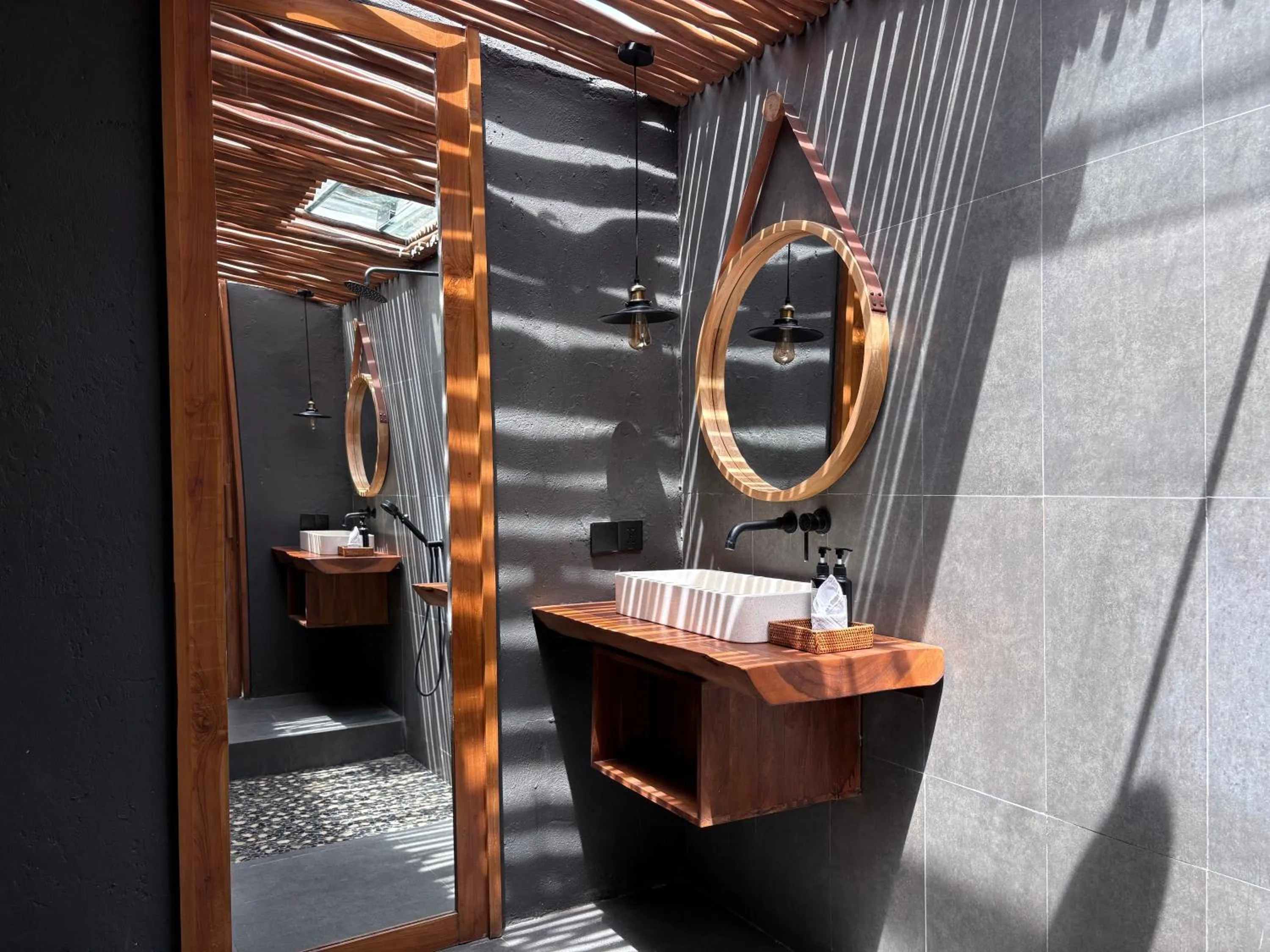 Shower in ONAYA Bali Resort - Adults Only