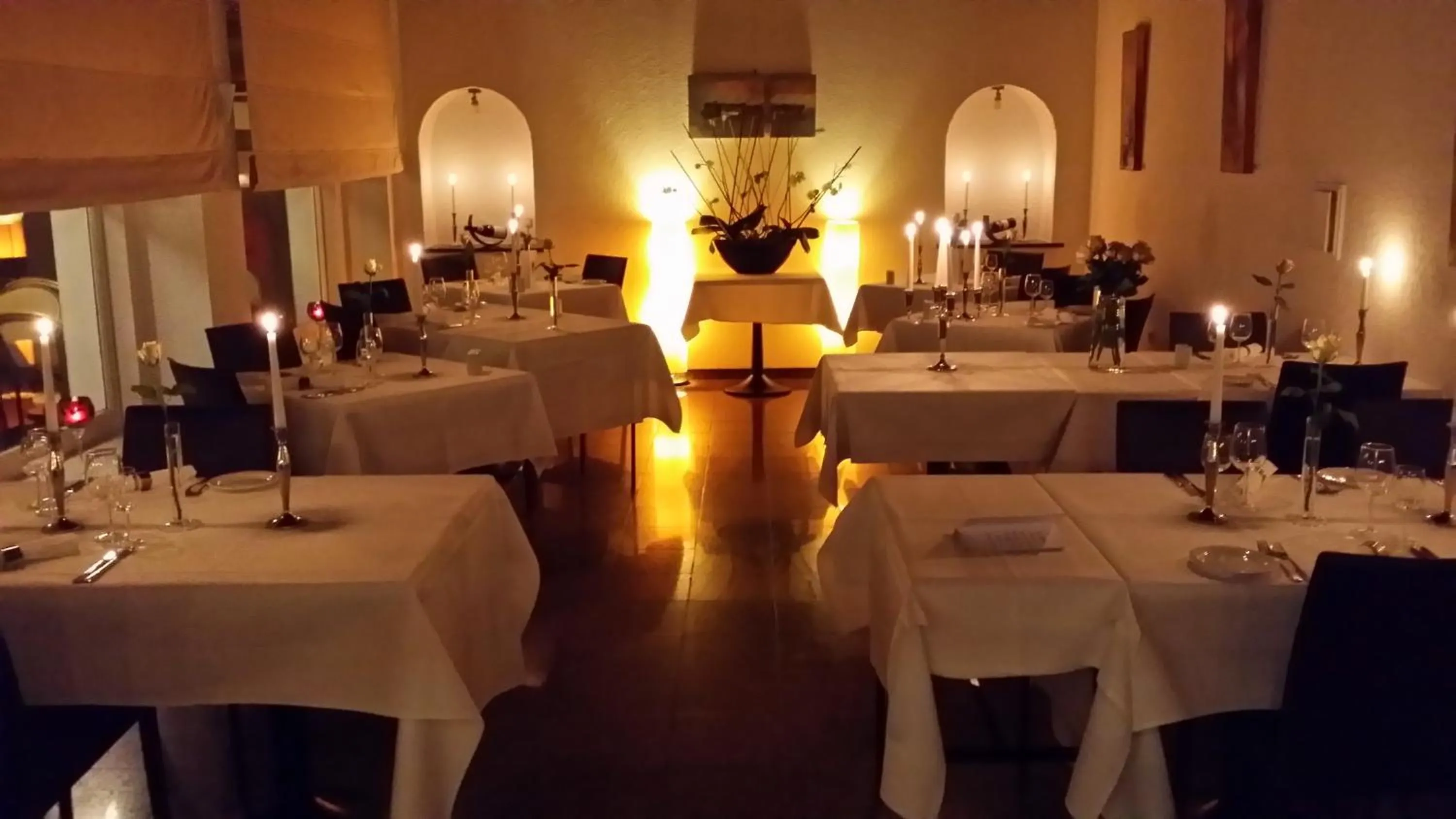 Restaurant/places to eat in Hotel de l' Esplanade