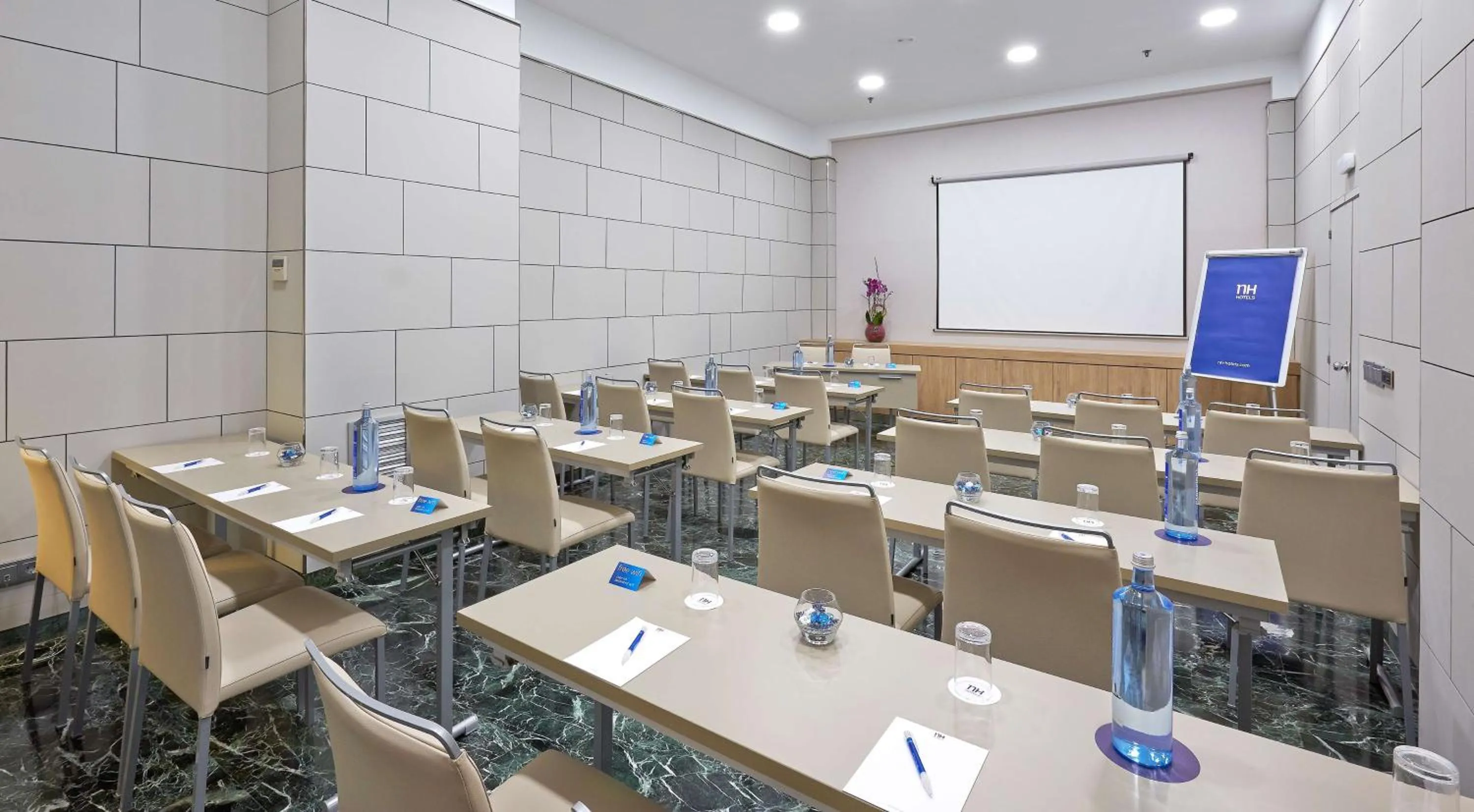 Meeting/conference room in NH Ciudad de Zaragoza