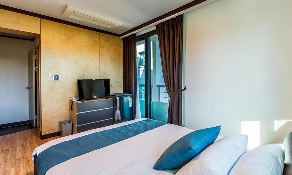 Bed in Cutie Pie Hotel