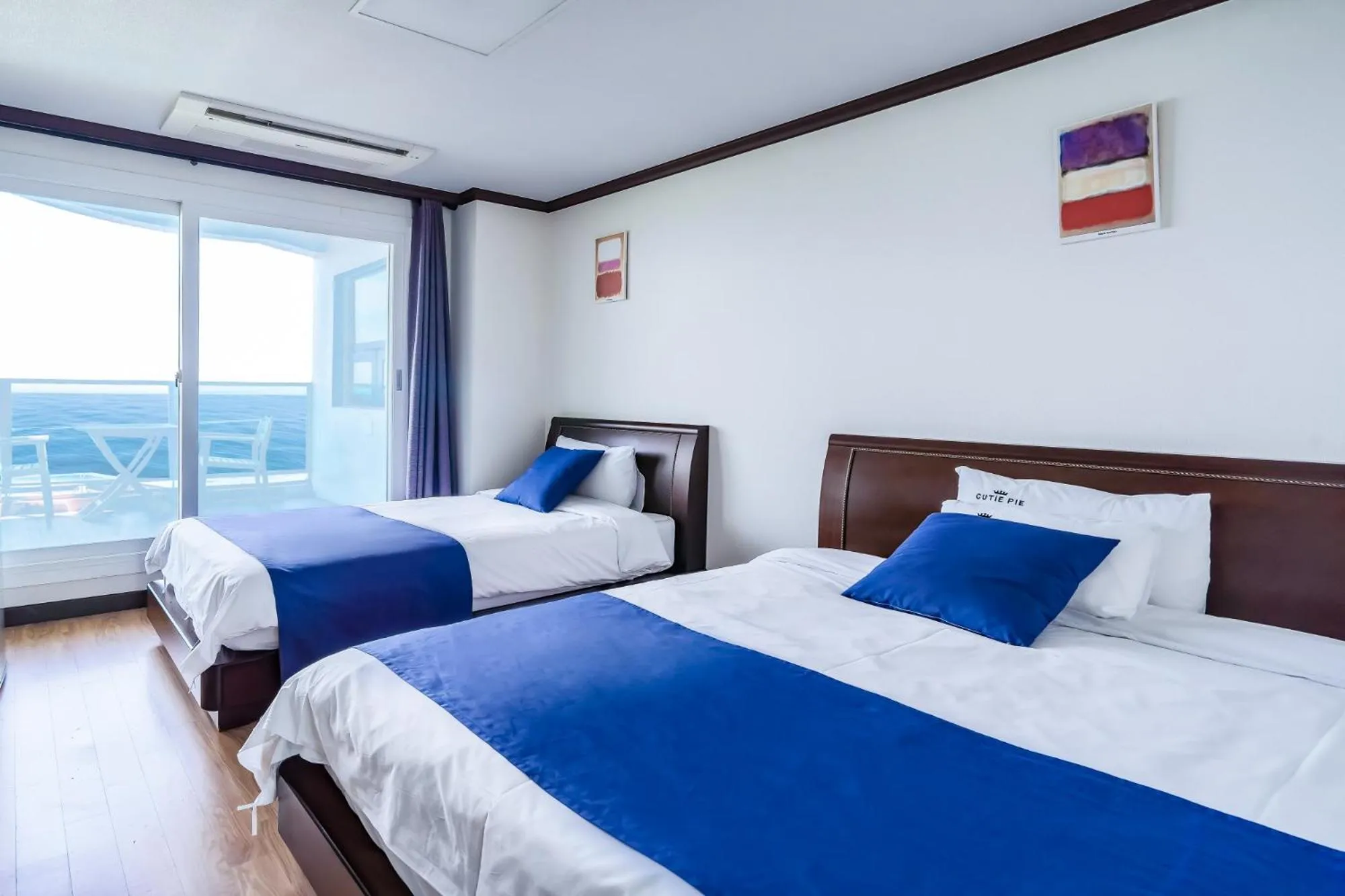 Bed in Cutie Pie Hotel