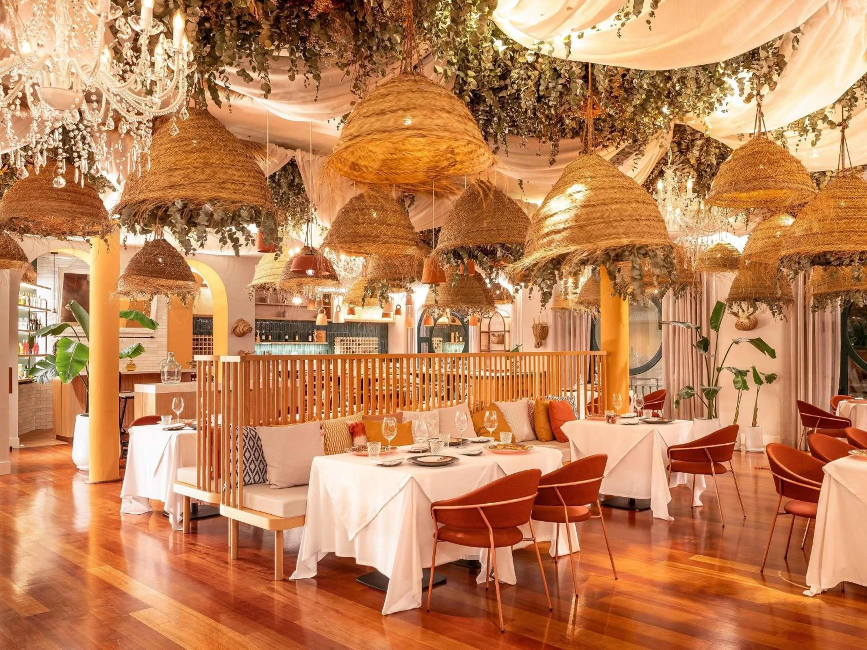 Restaurant/places to eat in SO/ Sotogrande Spa & Golf Resort Hotel