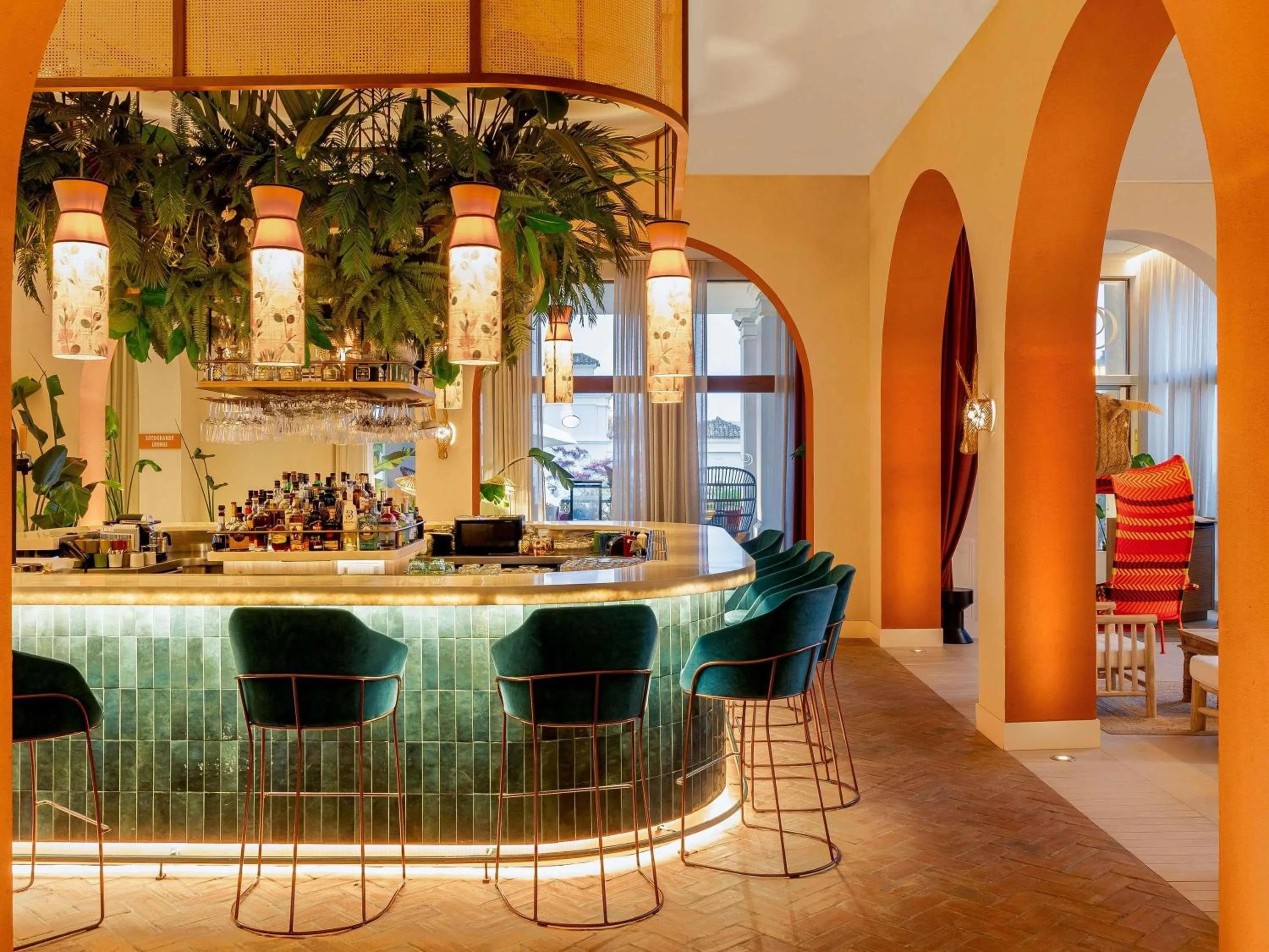 Restaurant/places to eat in SO/ Sotogrande Spa & Golf Resort Hotel