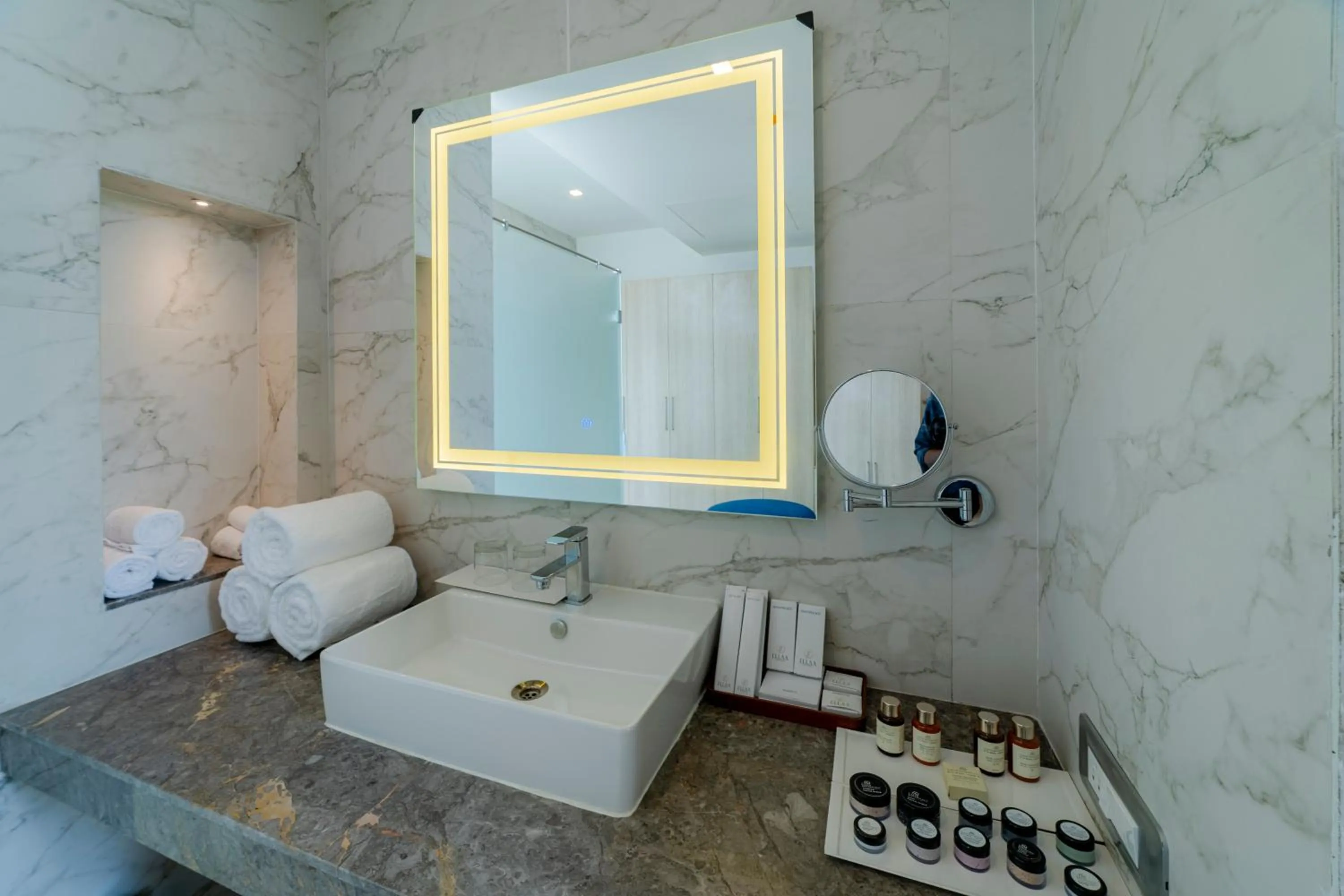 Toilet in ELLAA RESIDENCES