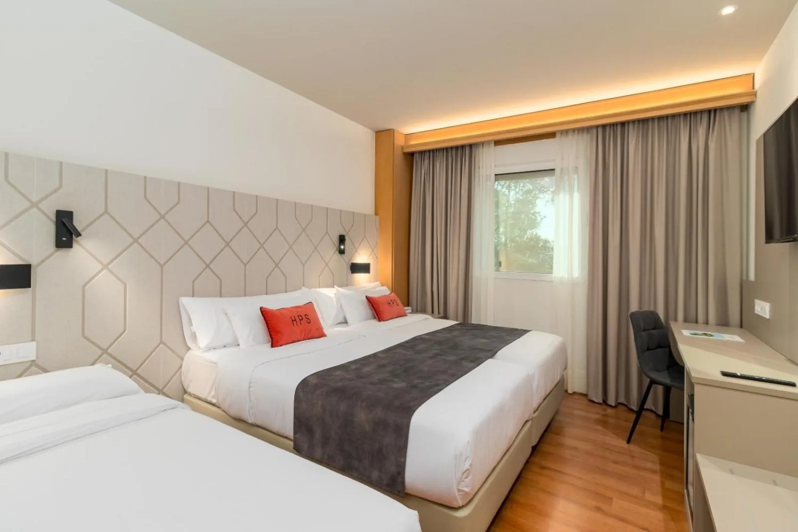 Bedroom, Bed in Hotel Puerta Santander