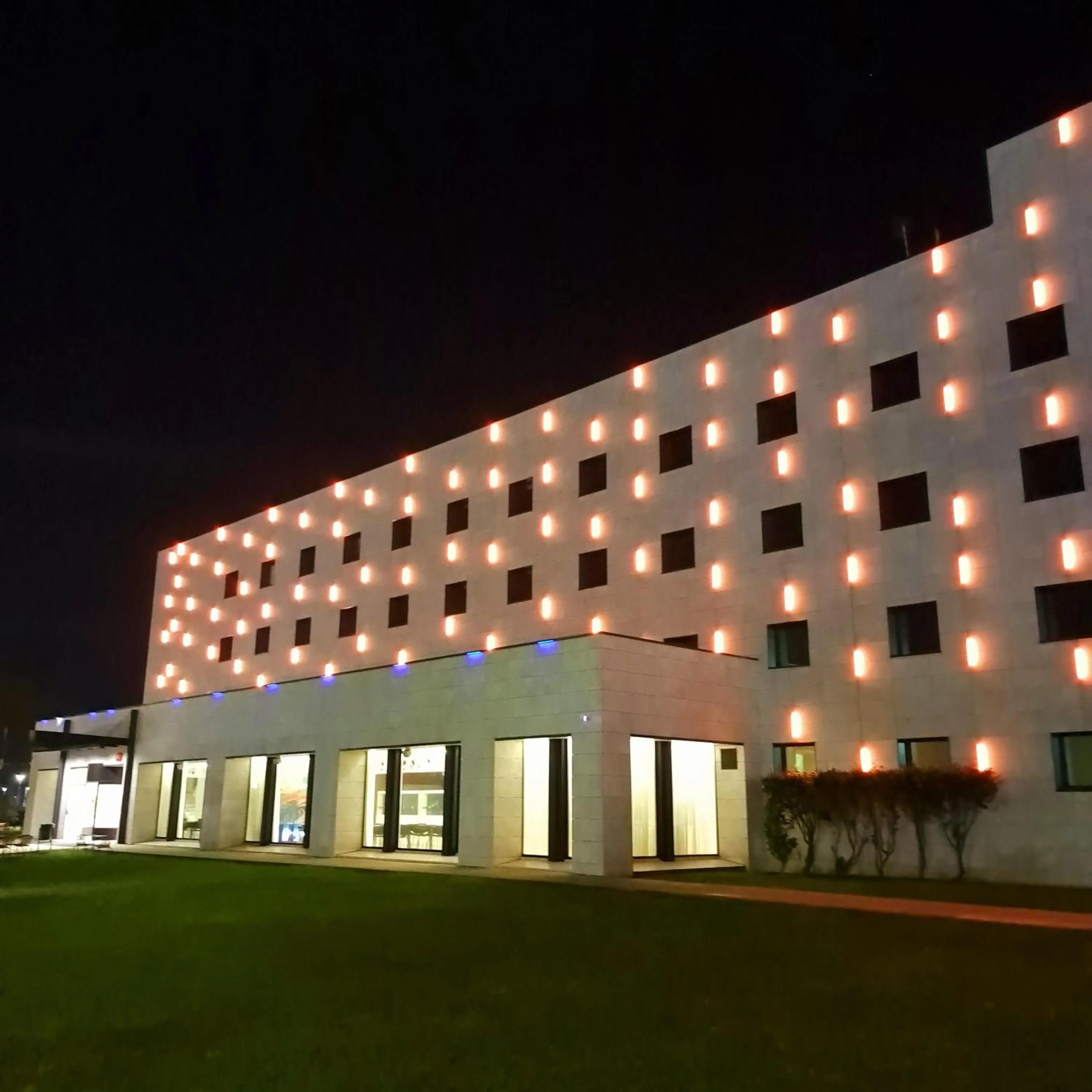 Property building in Hotel Puerta Santander