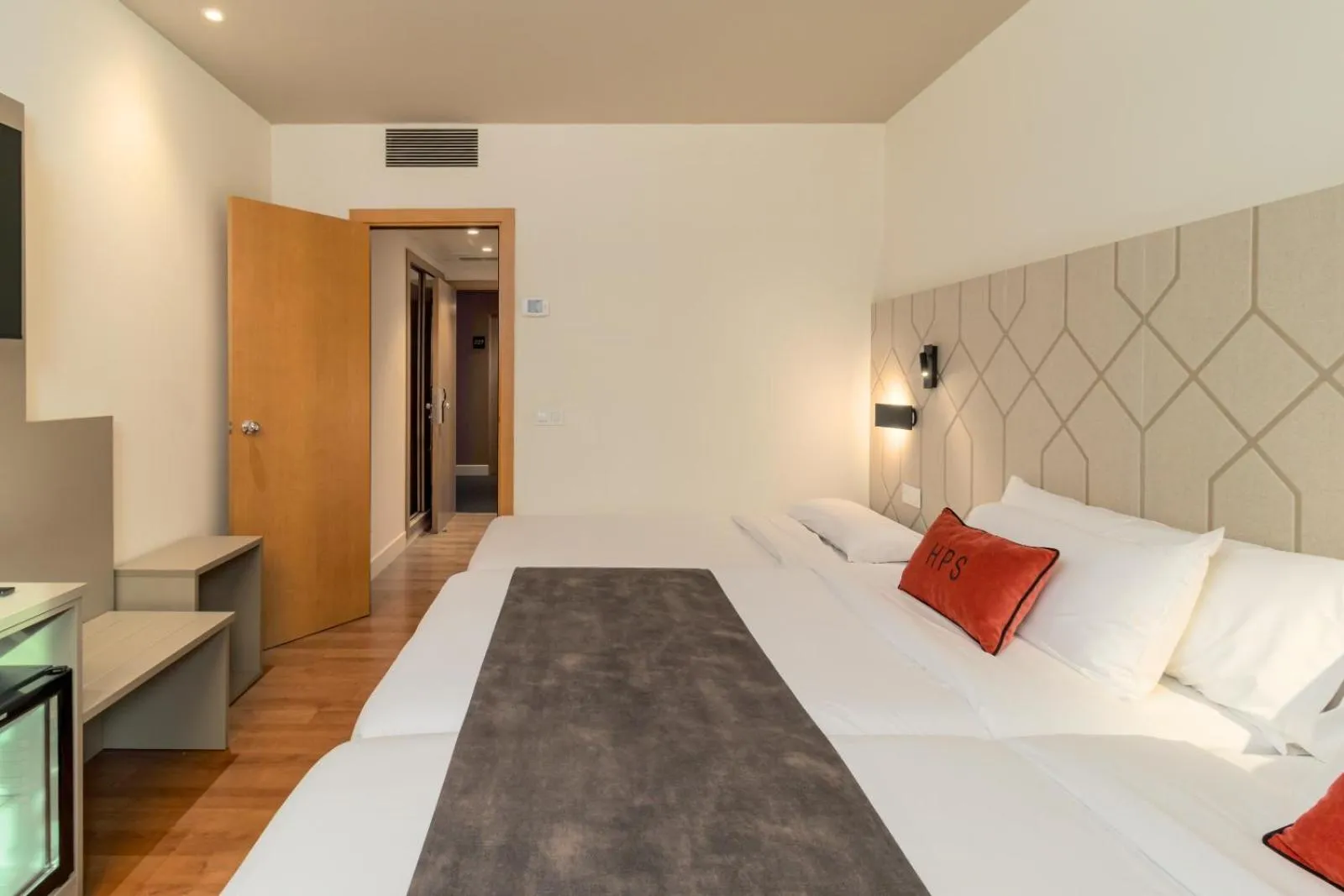 Bedroom, Bed in Hotel Puerta Santander